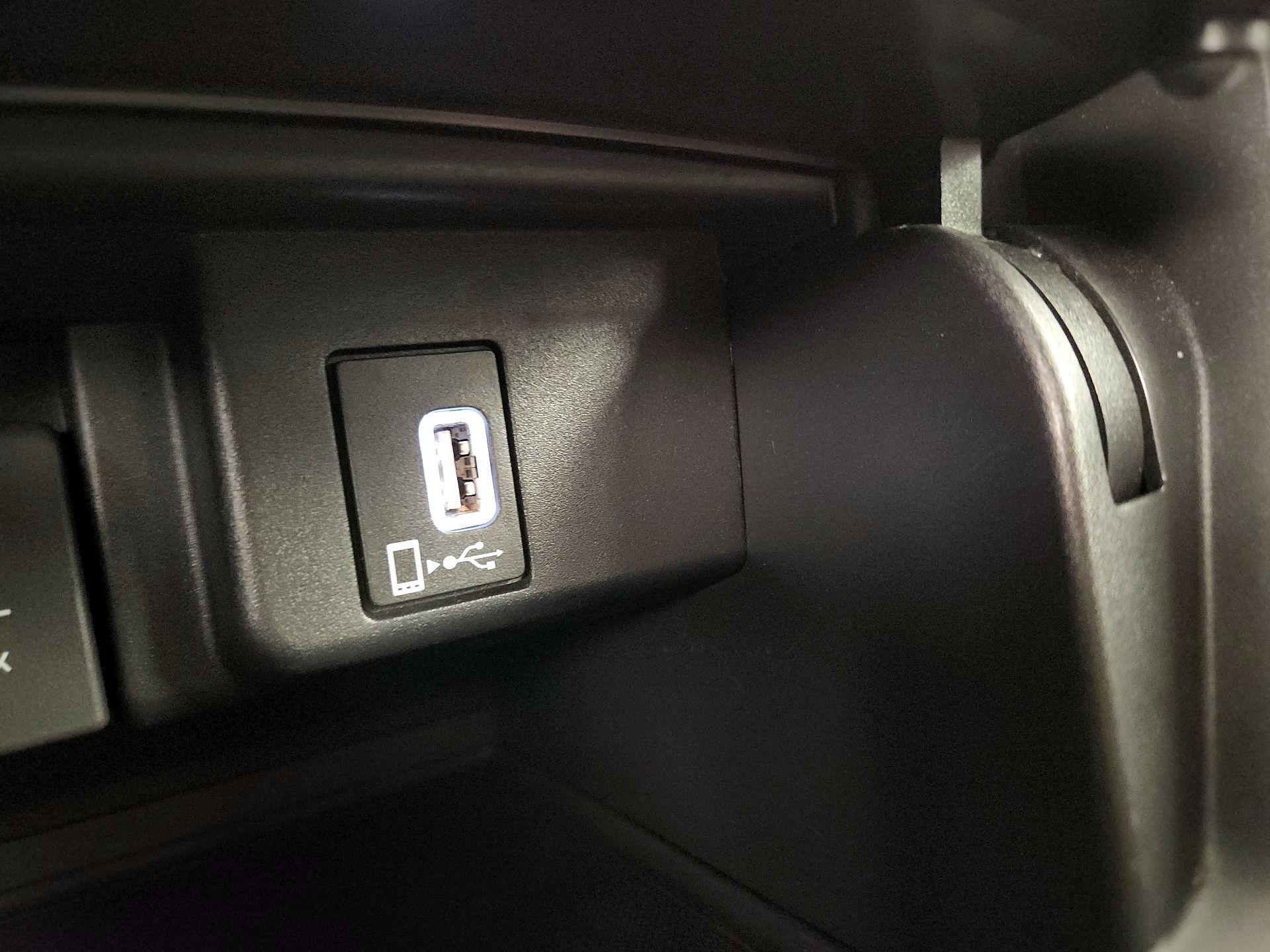 Thumbnail: 2018 Honda Accord - 18