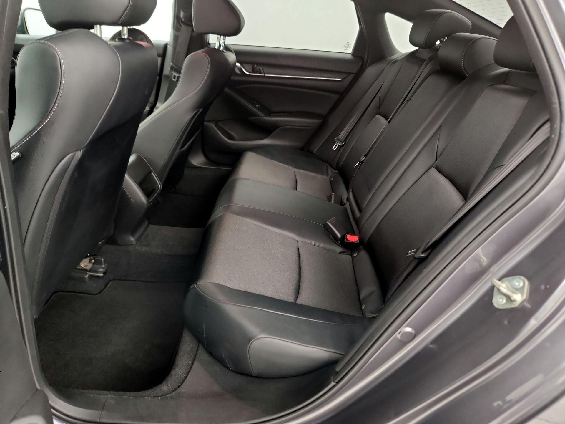 Thumbnail: 2018 Honda Accord - 19