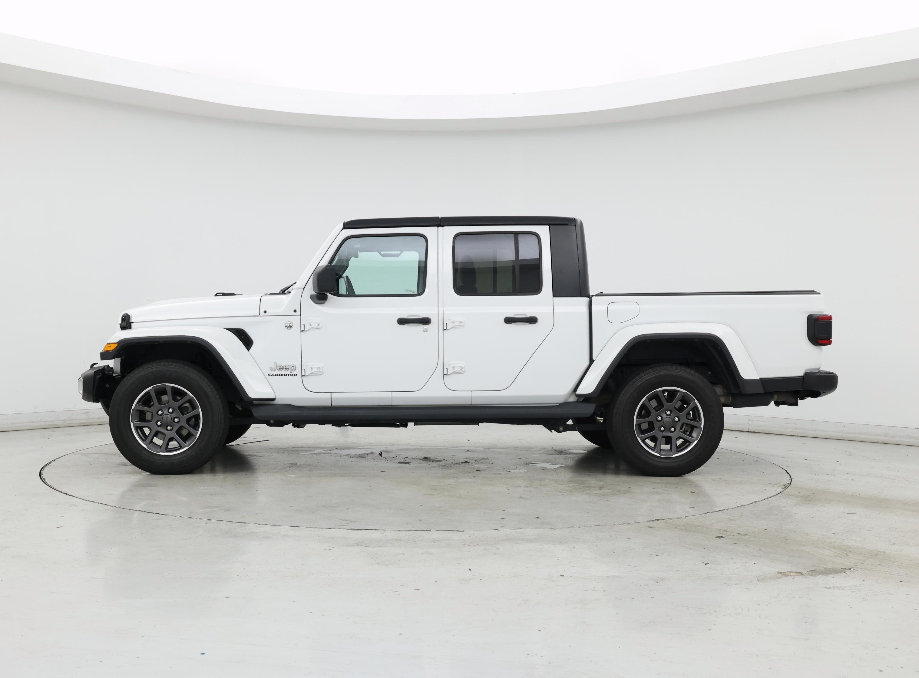 Thumbnail: 2020 Jeep Gladiator - 3