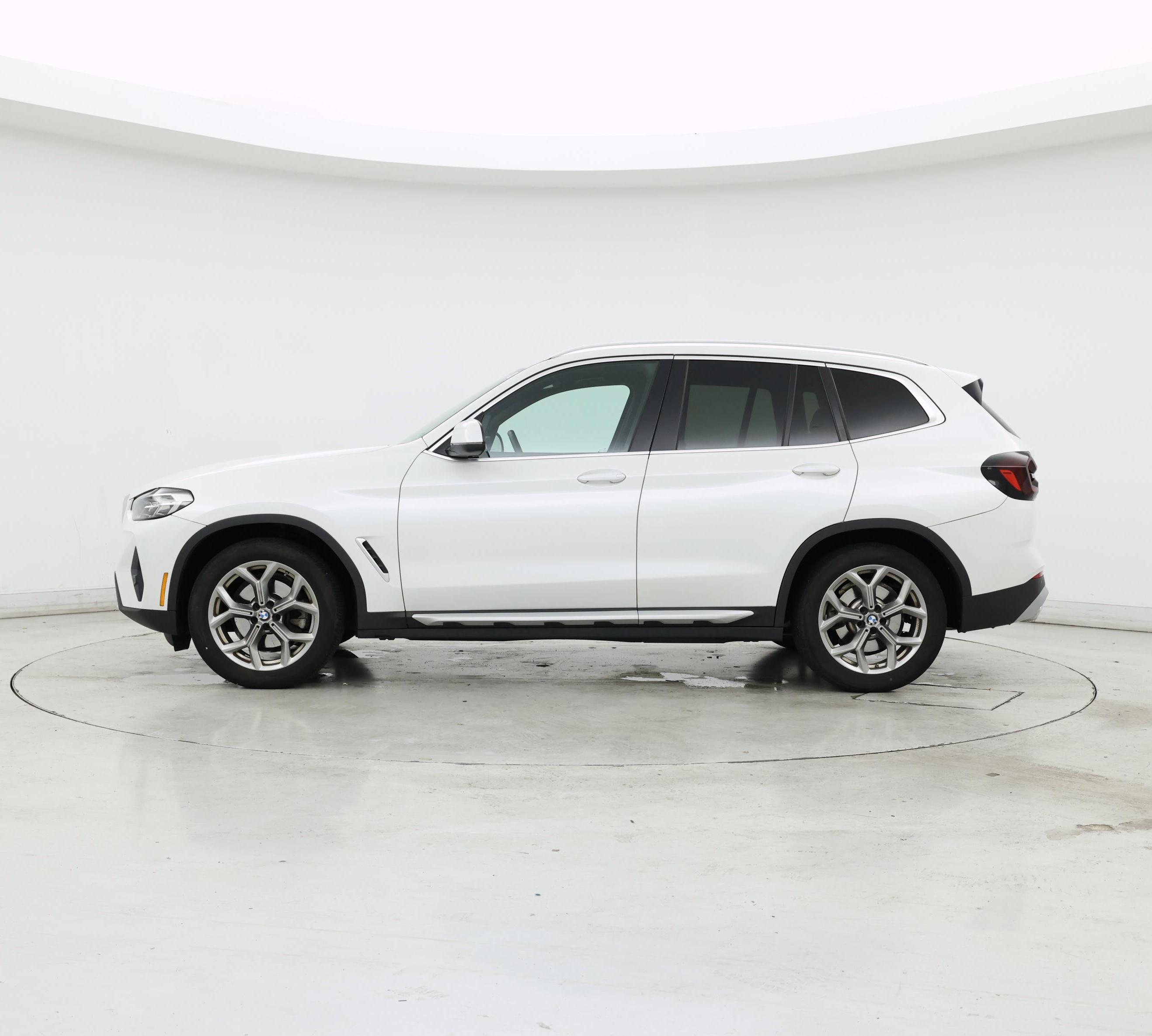 Thumbnail: 2022 BMW X3 - 3