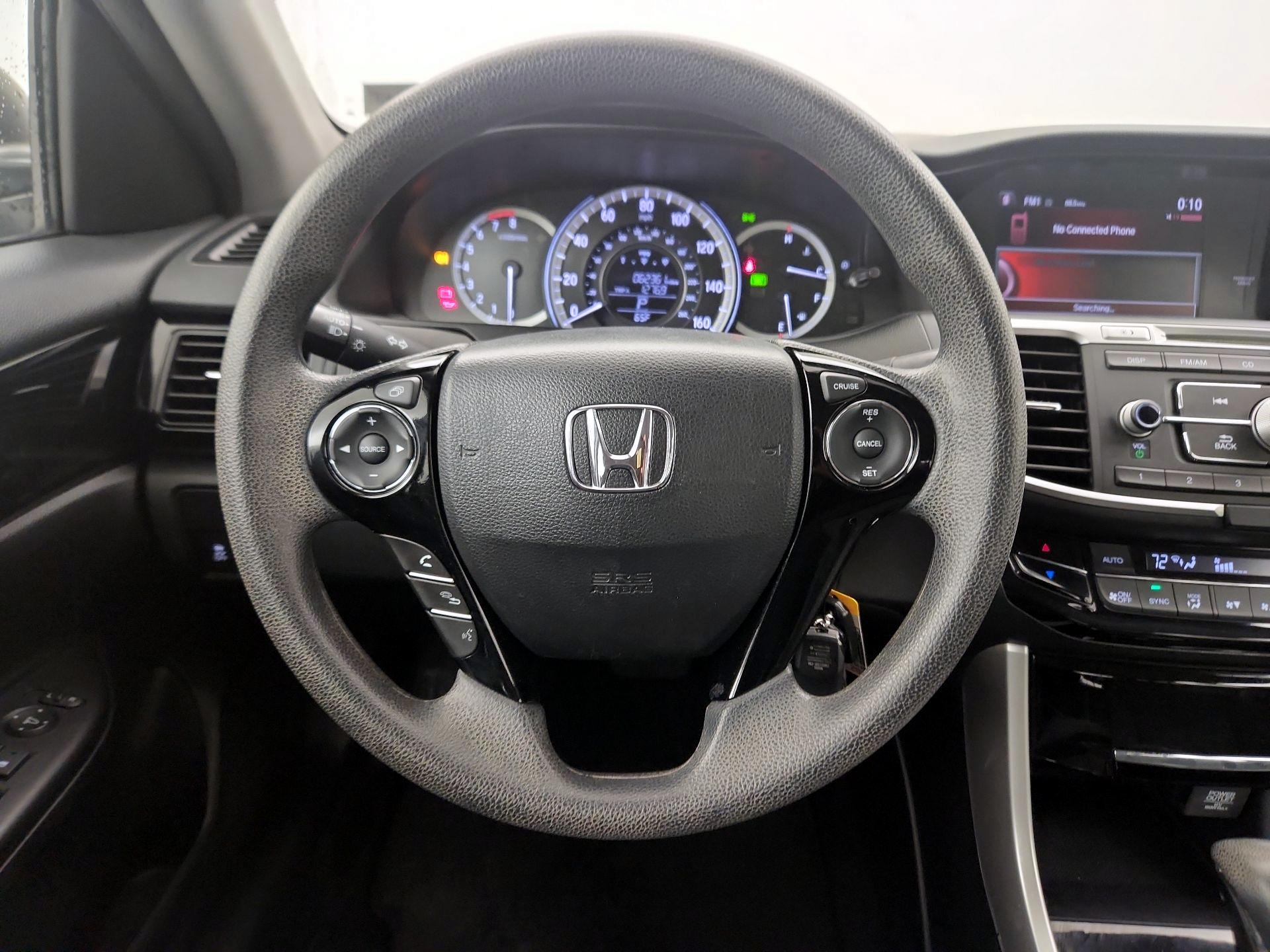 Thumbnail: 2016 Honda Accord - 10