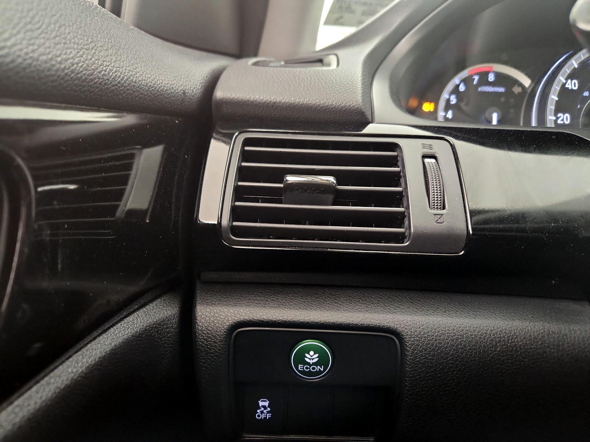 Thumbnail: 2016 Honda Accord - 13