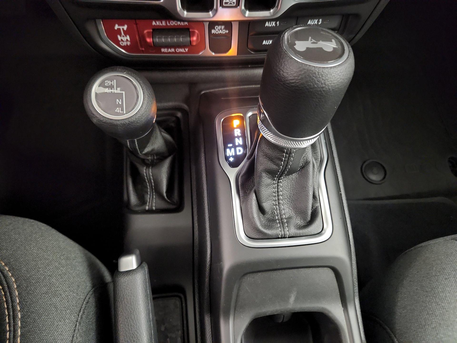 Thumbnail: 2025 Jeep Wrangler - 17