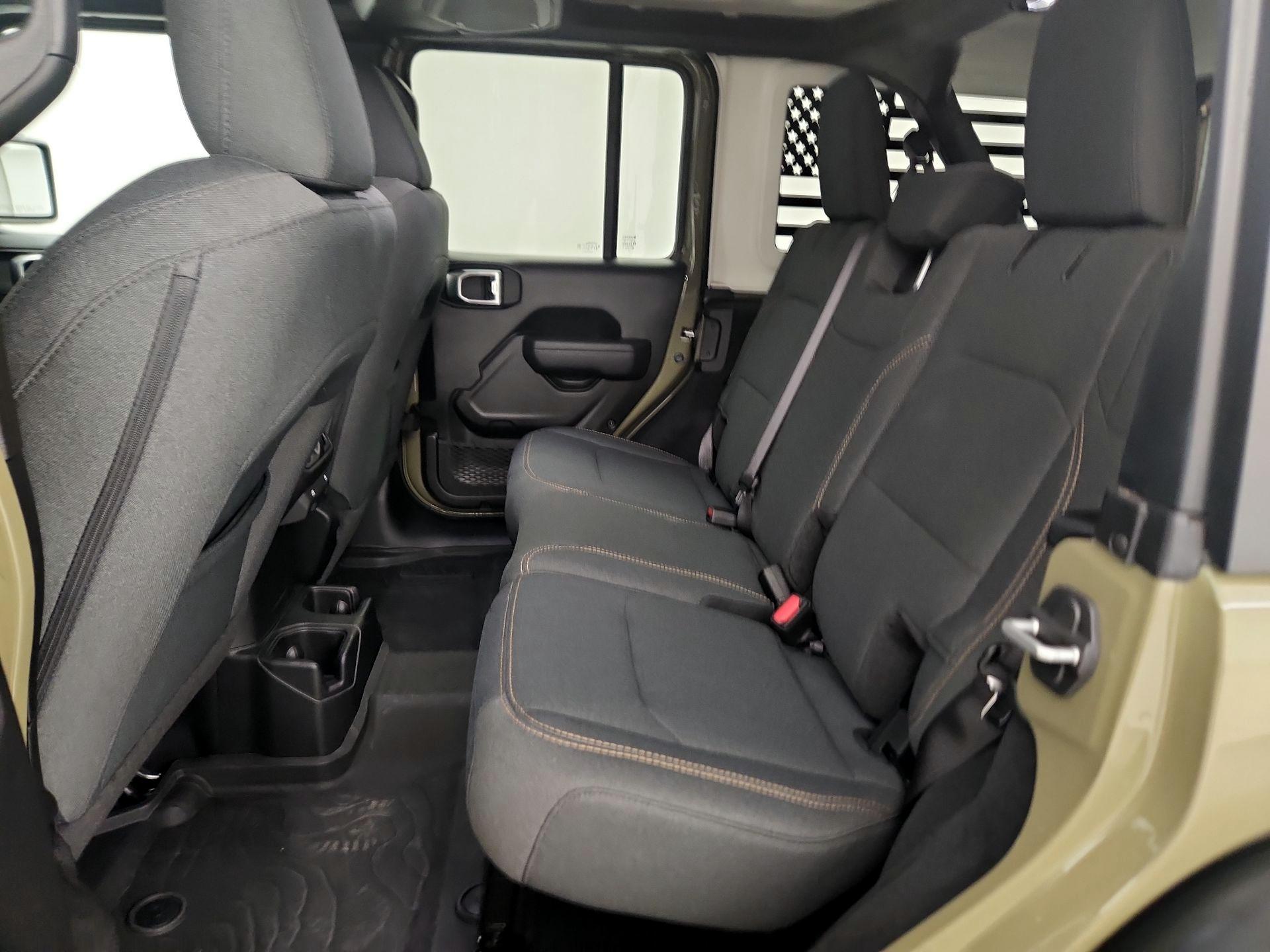 Thumbnail: 2025 Jeep Wrangler - 18