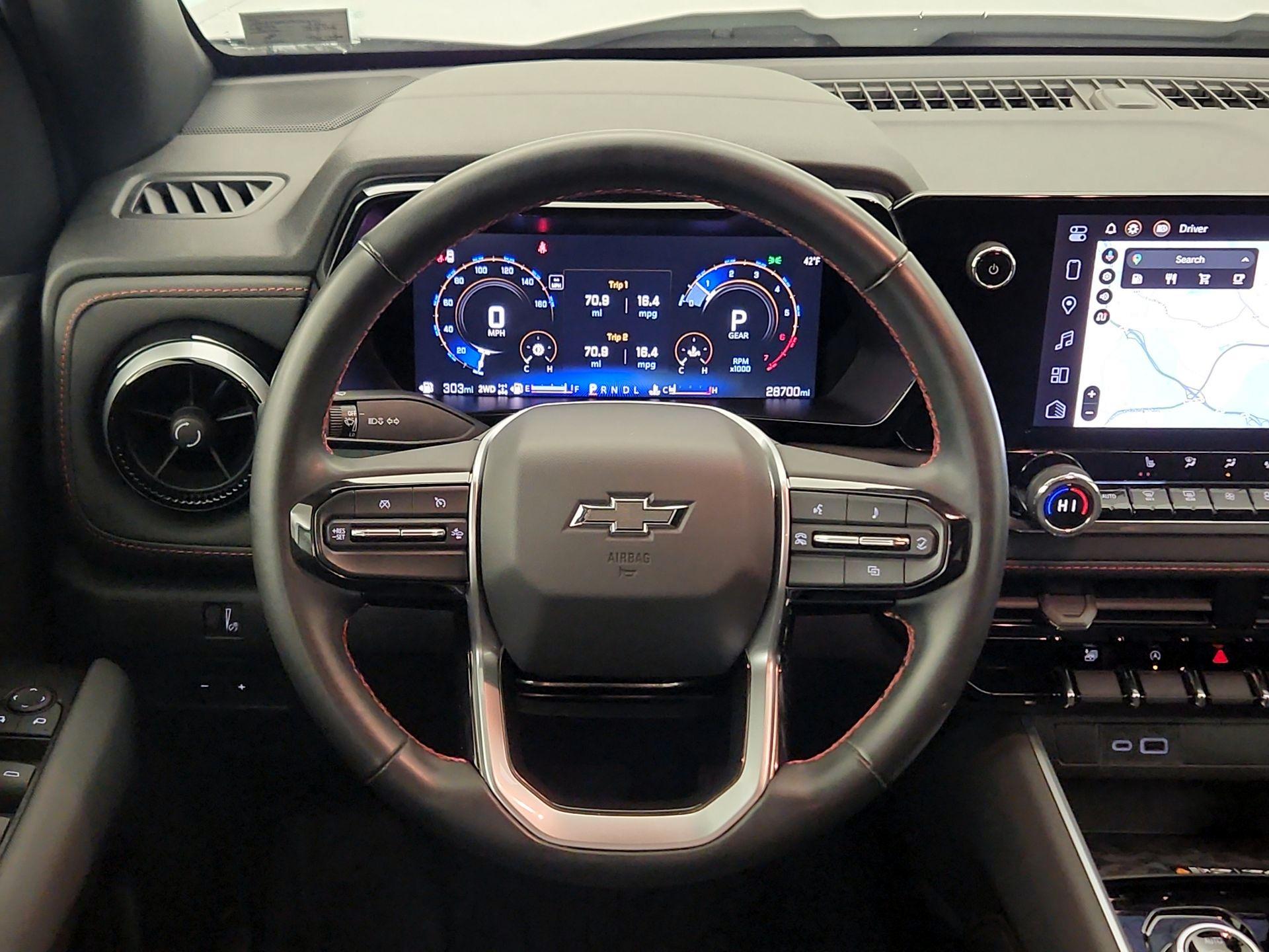 Thumbnail: 2024 Chevrolet Colorado - 10