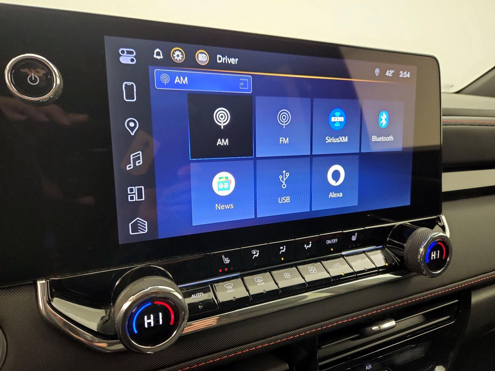 Thumbnail: 2024 Chevrolet Colorado - 16