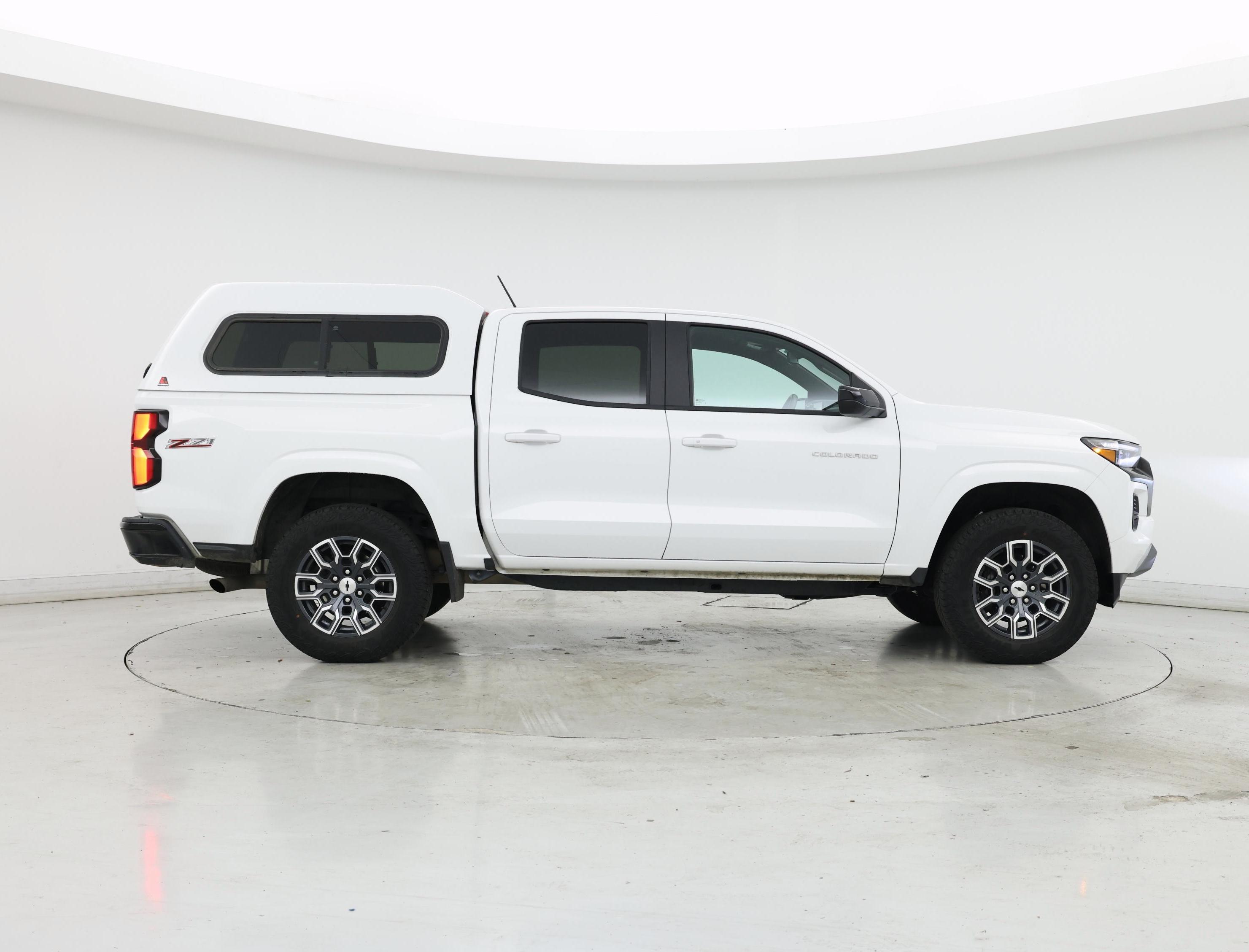 Thumbnail: 2024 Chevrolet Colorado - 7