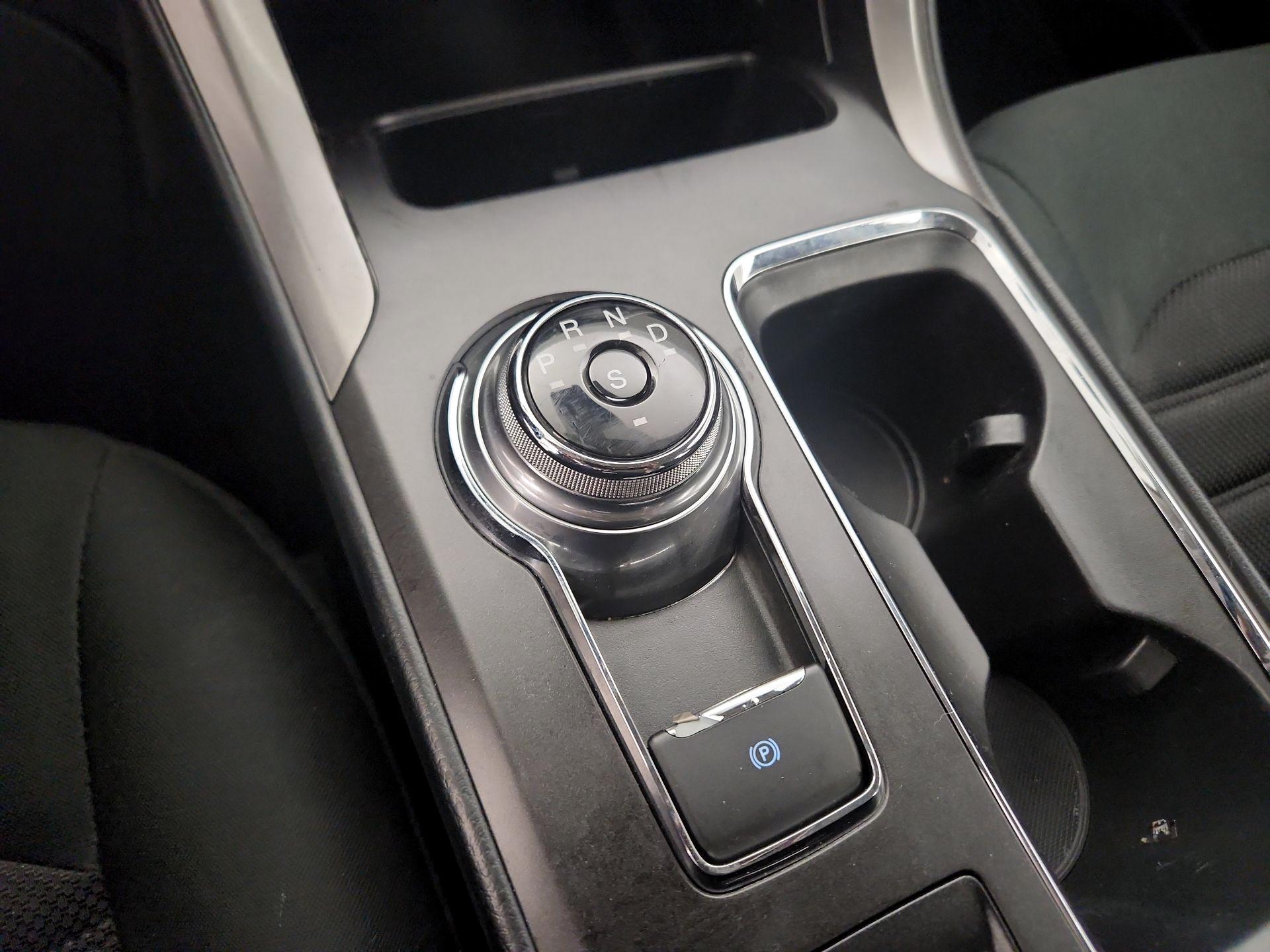 Thumbnail: 2018 Ford Fusion - 17