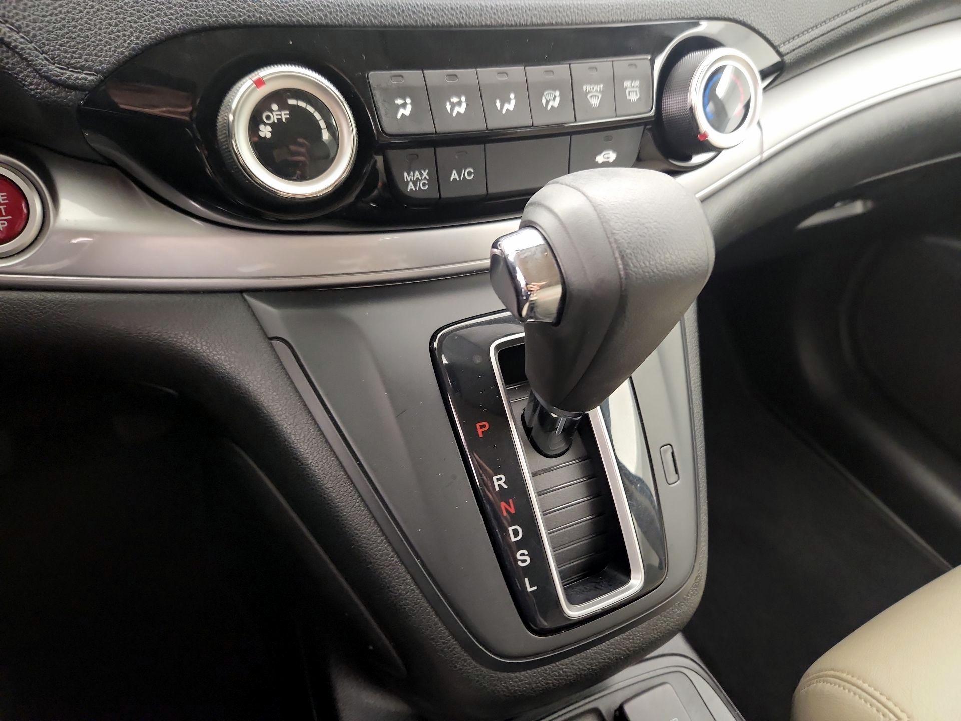 Thumbnail: 2015 Honda CR-V - 17