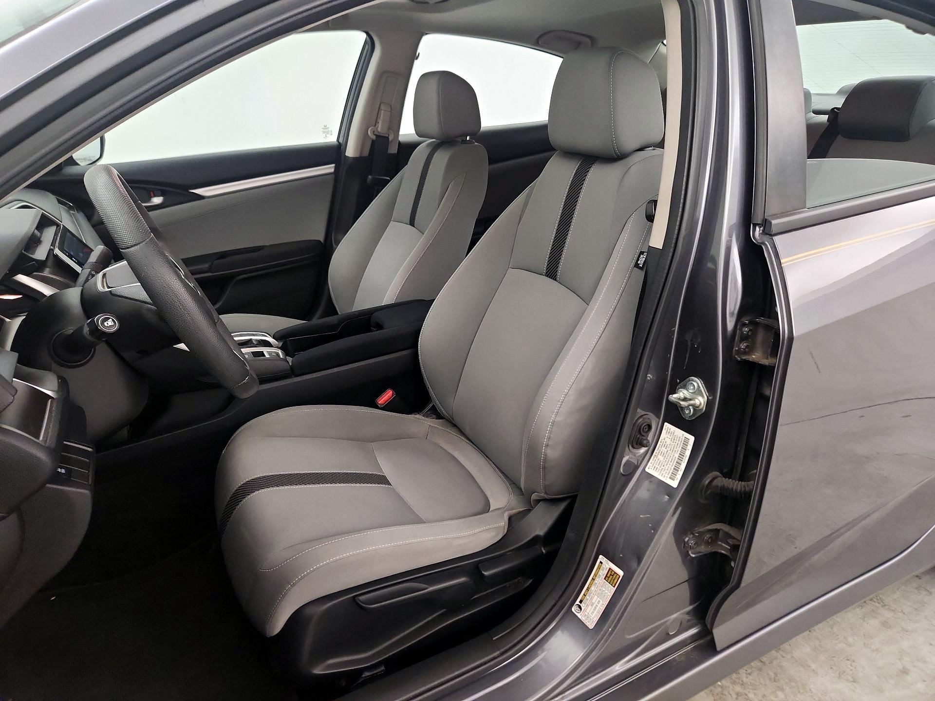 Thumbnail: 2016 Honda Civic - 11