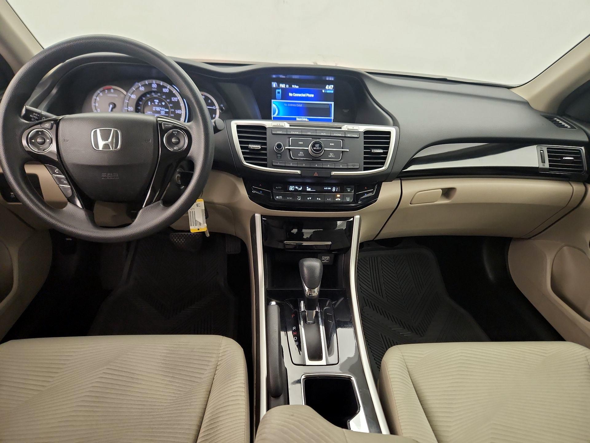 Thumbnail: 2016 Honda Accord - 9