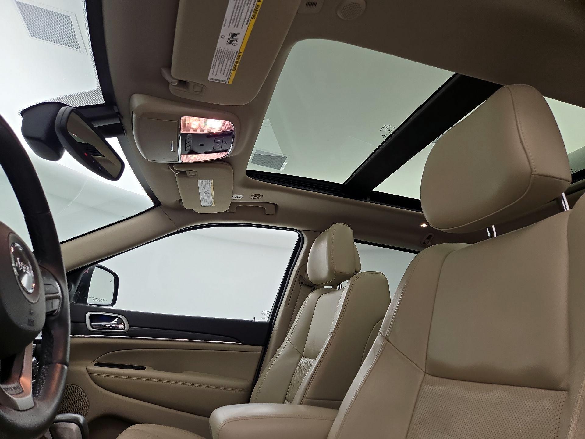 Thumbnail: 2019 Jeep Grand Cherokee - 20