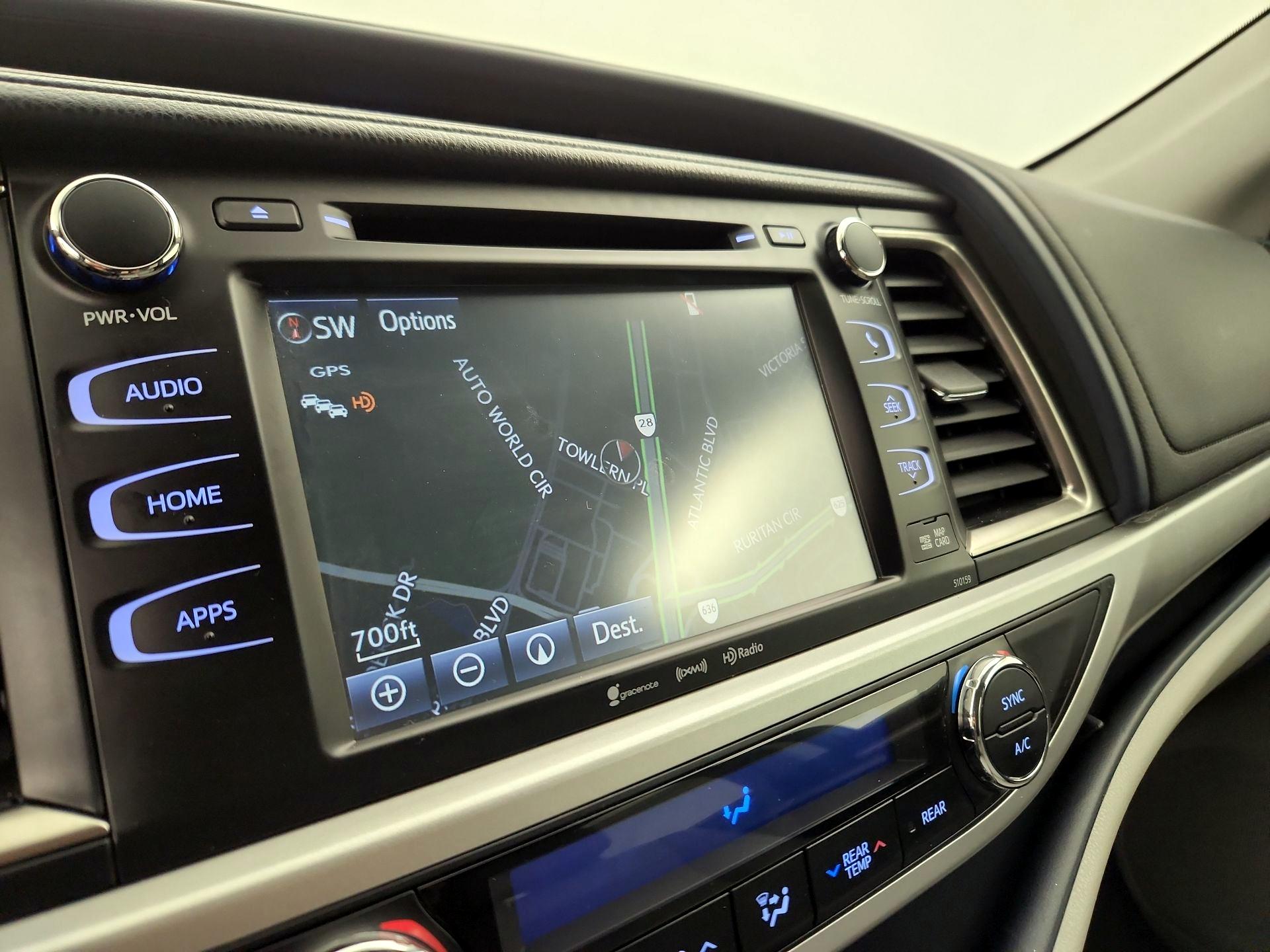 Thumbnail: 2016 Toyota Highlander - 14