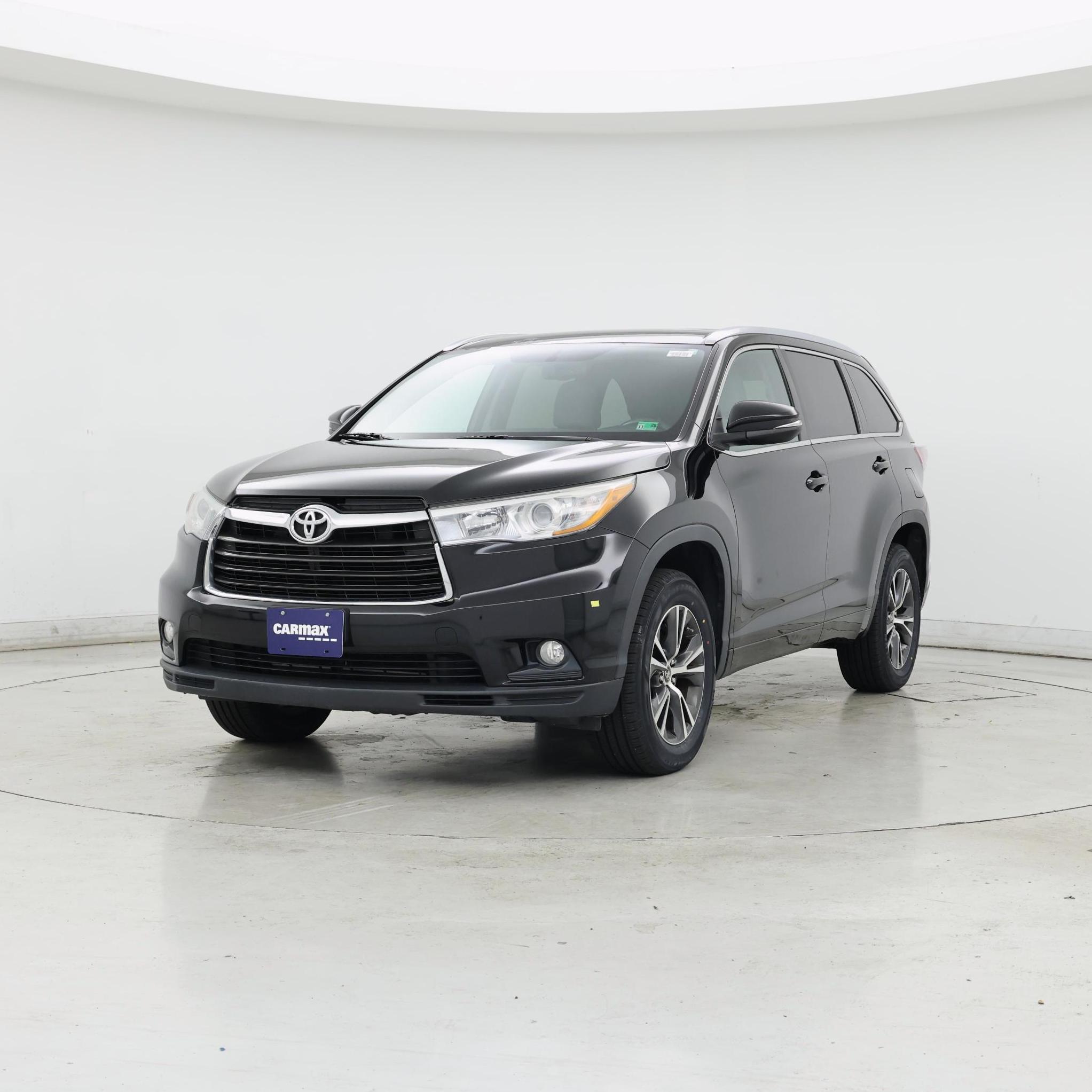 Thumbnail: 2016 Toyota Highlander - 4