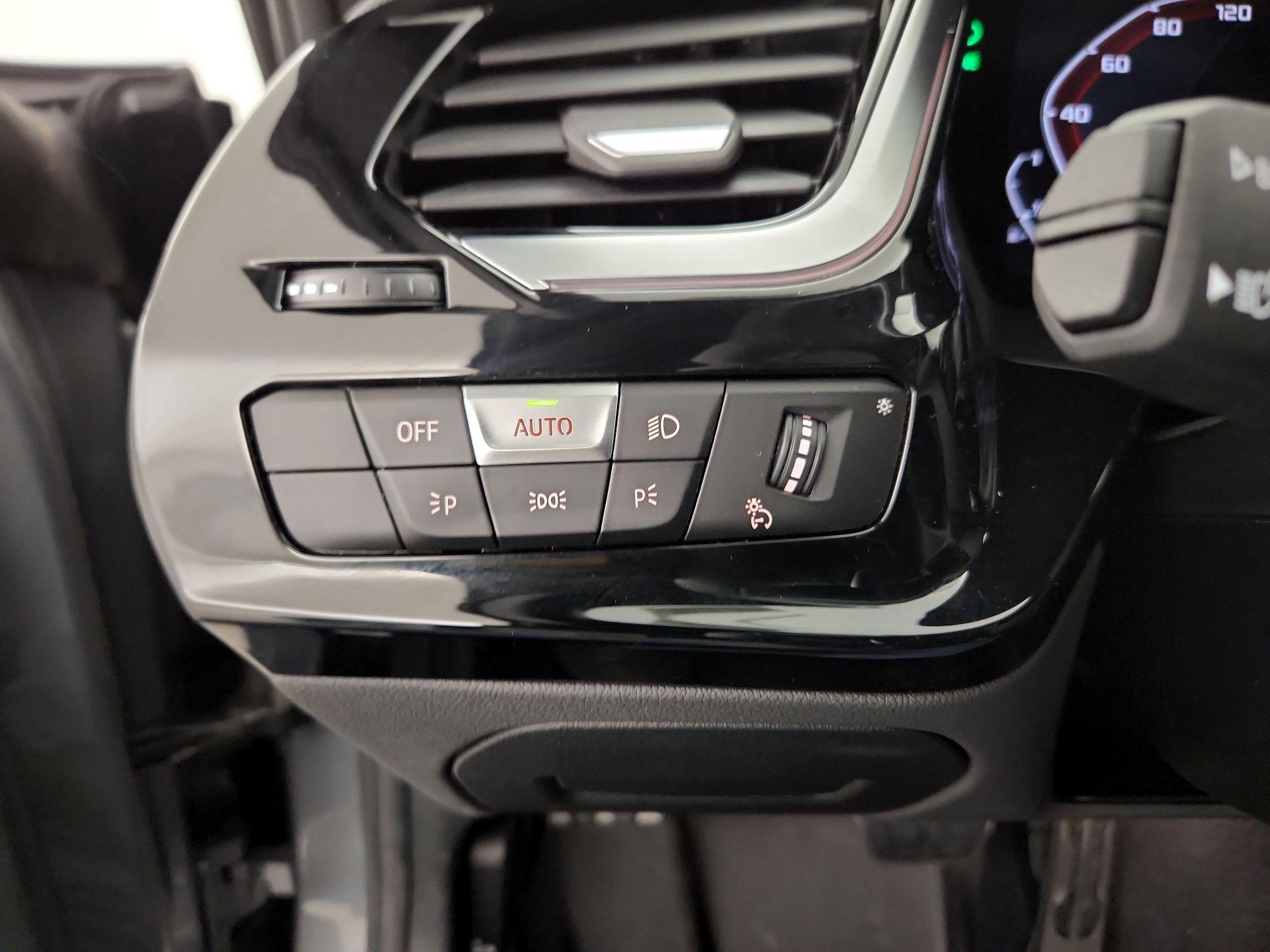 Thumbnail: 2024 BMW Z4 - 13