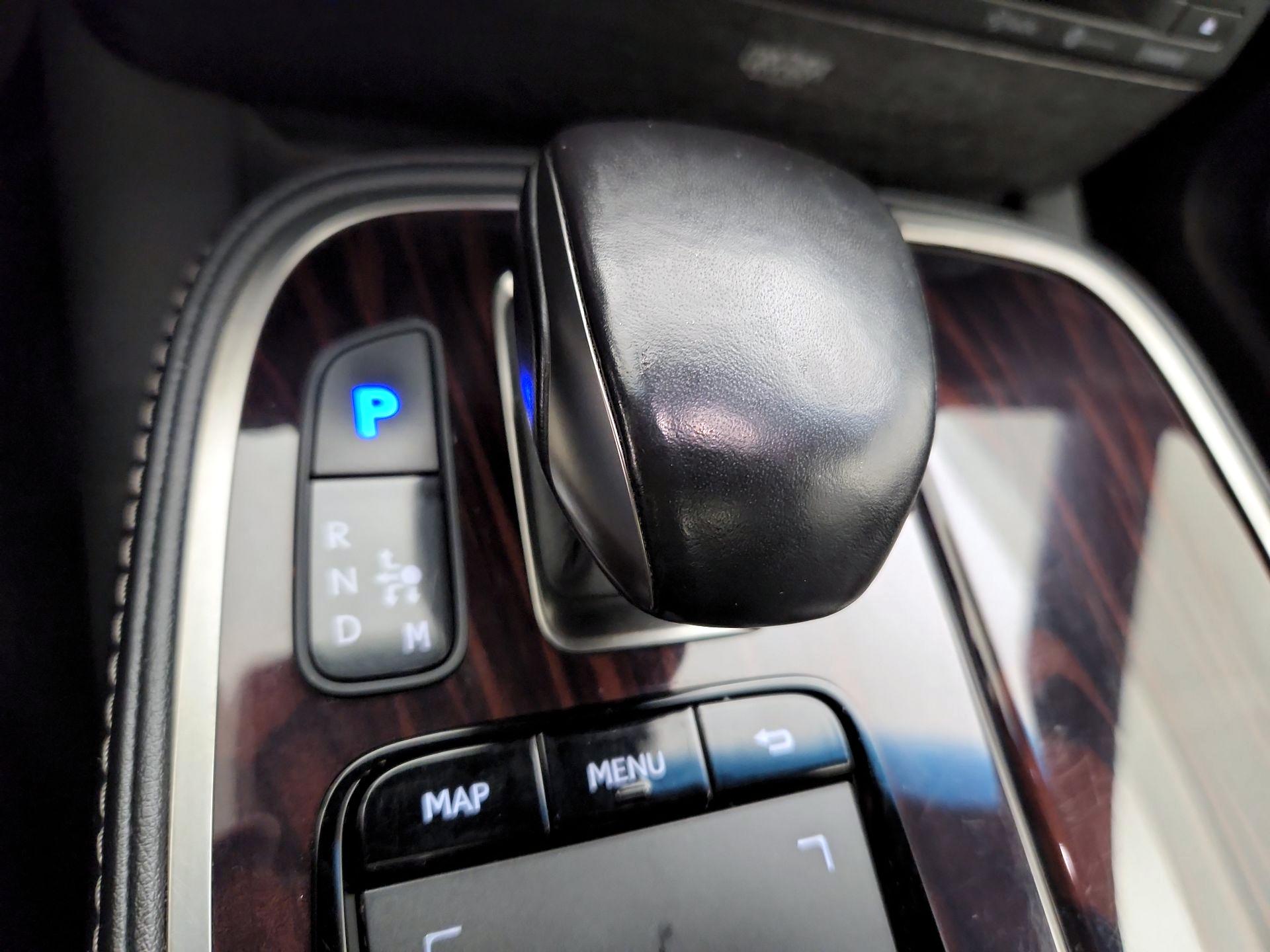 Thumbnail: 2018 Lexus LS - 18