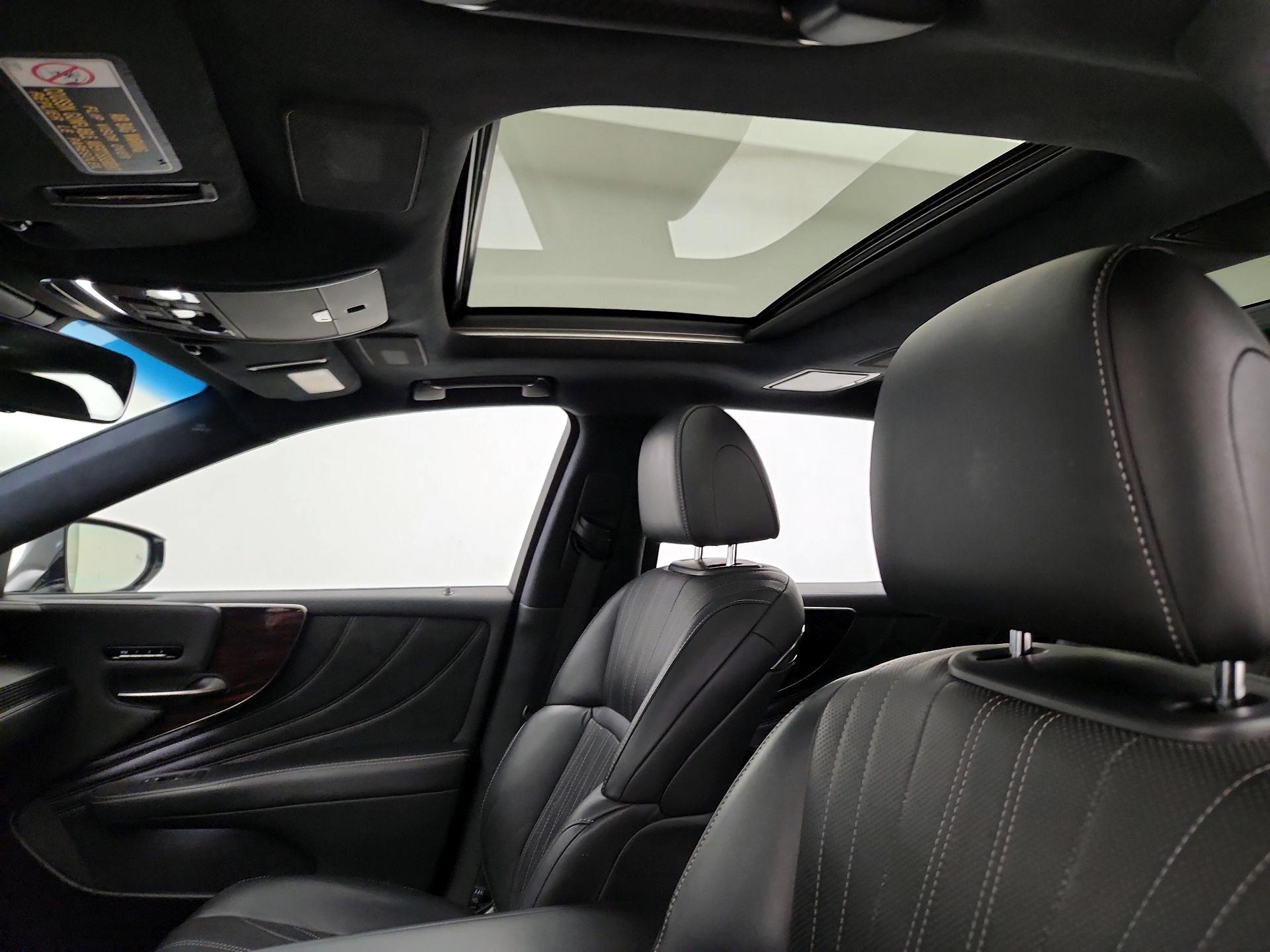 Thumbnail: 2018 Lexus LS - 20