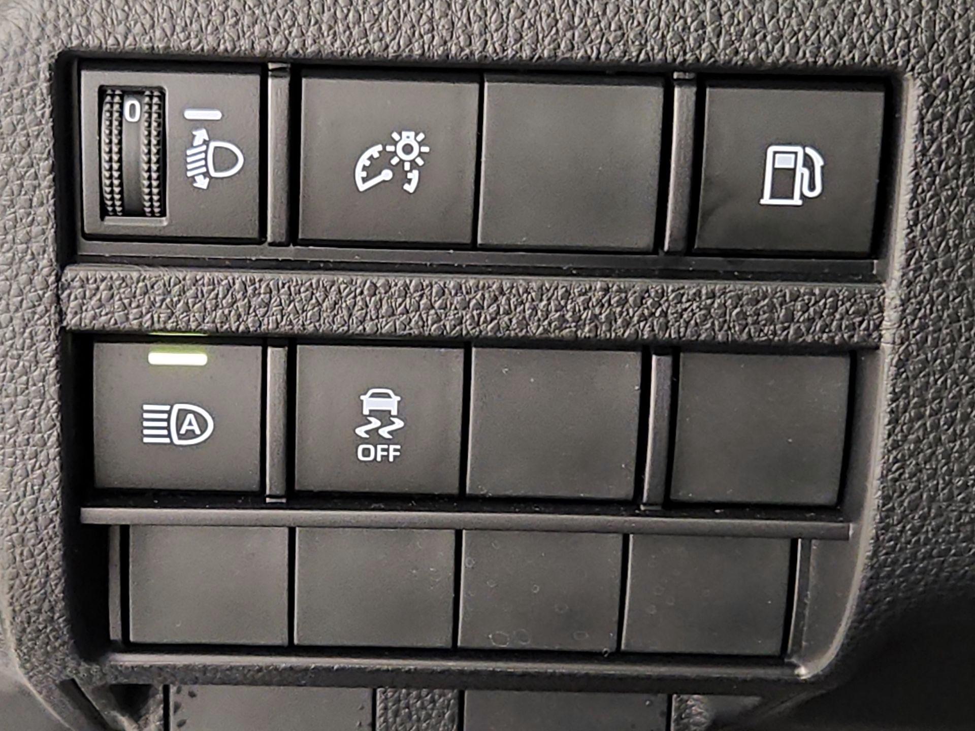 Thumbnail: 2025 Toyota 4Runner - 13