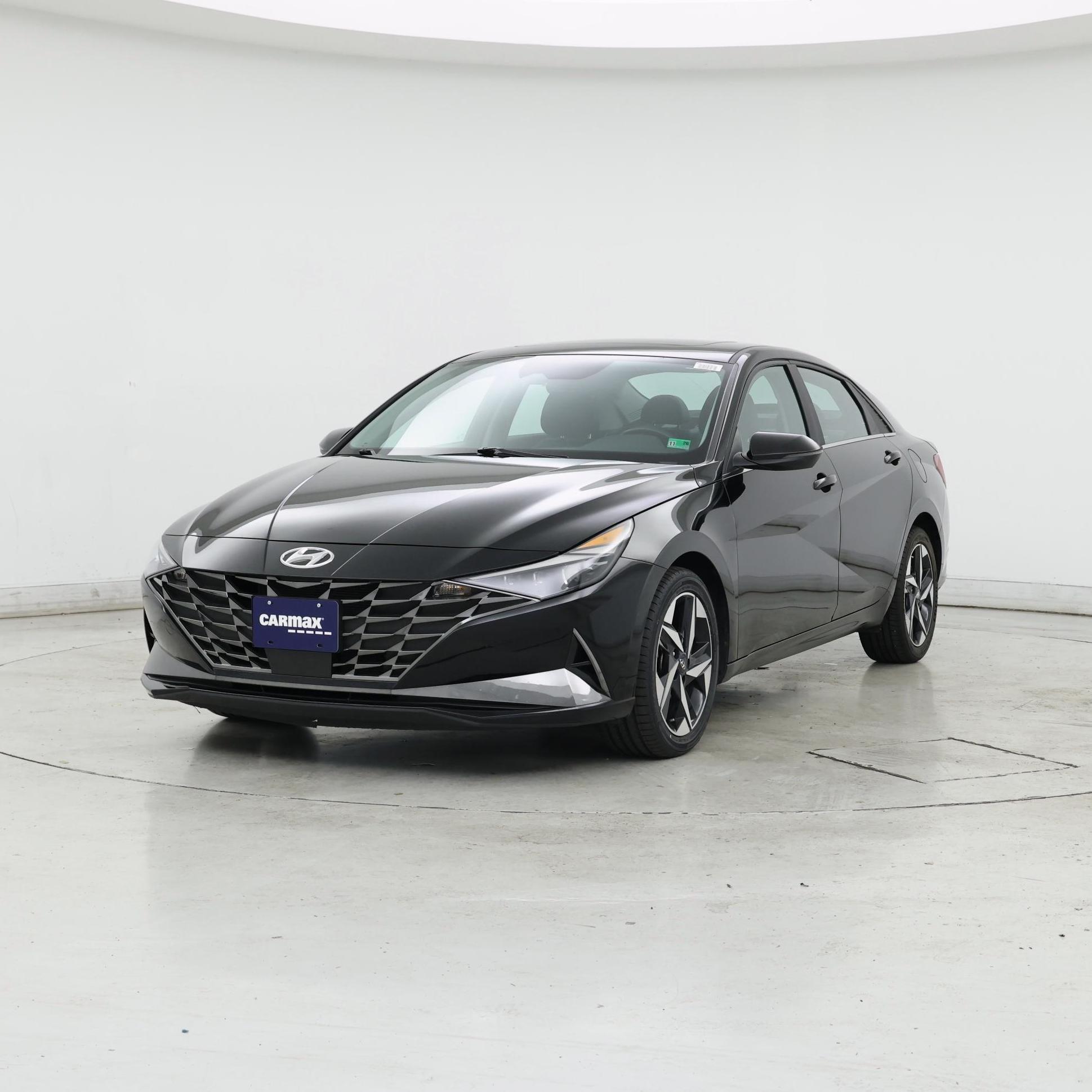 Thumbnail: 2023 Hyundai Elantra - 4