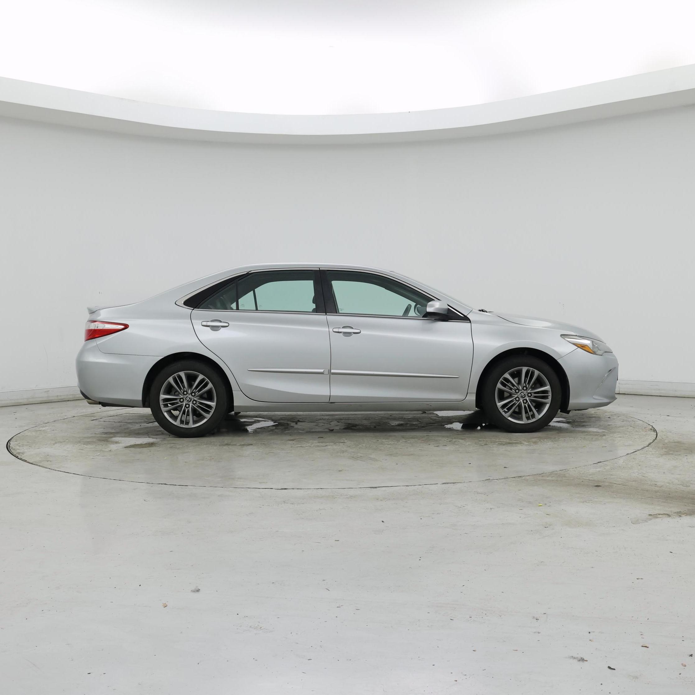 Thumbnail: 2015 Toyota Camry - 7