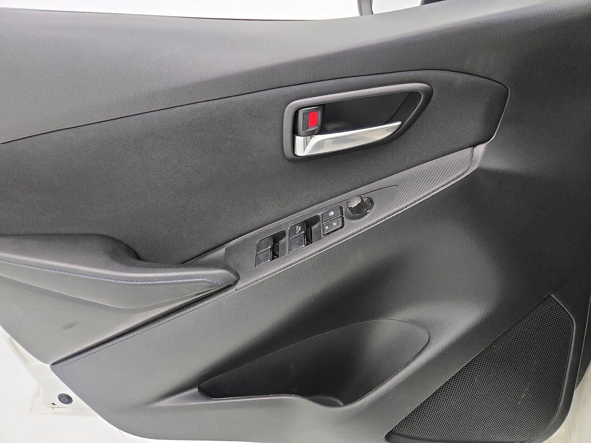 Thumbnail: 2017 Toyota Yaris iA - 12