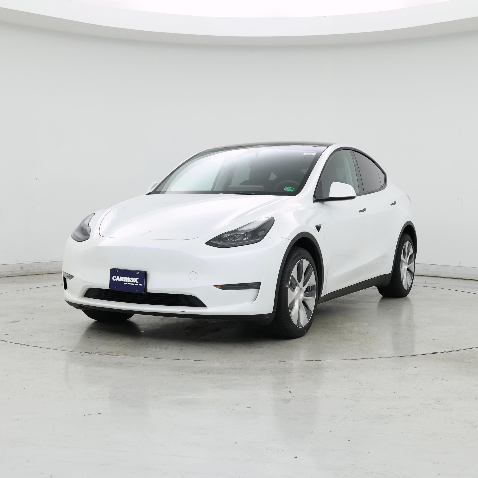 Thumbnail: 2024 Tesla Model Y - 4