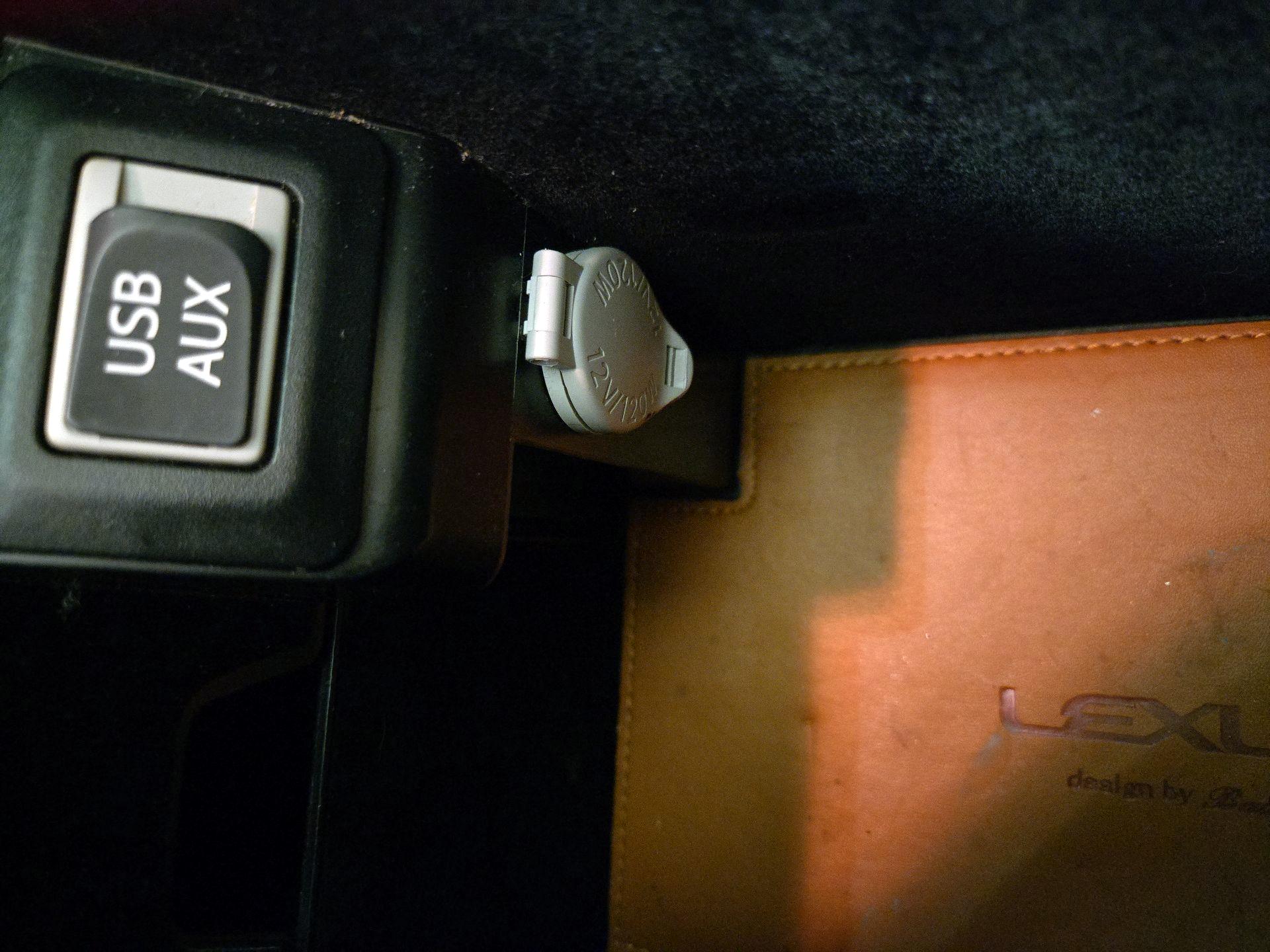 Thumbnail: 2014 Lexus RX - 18