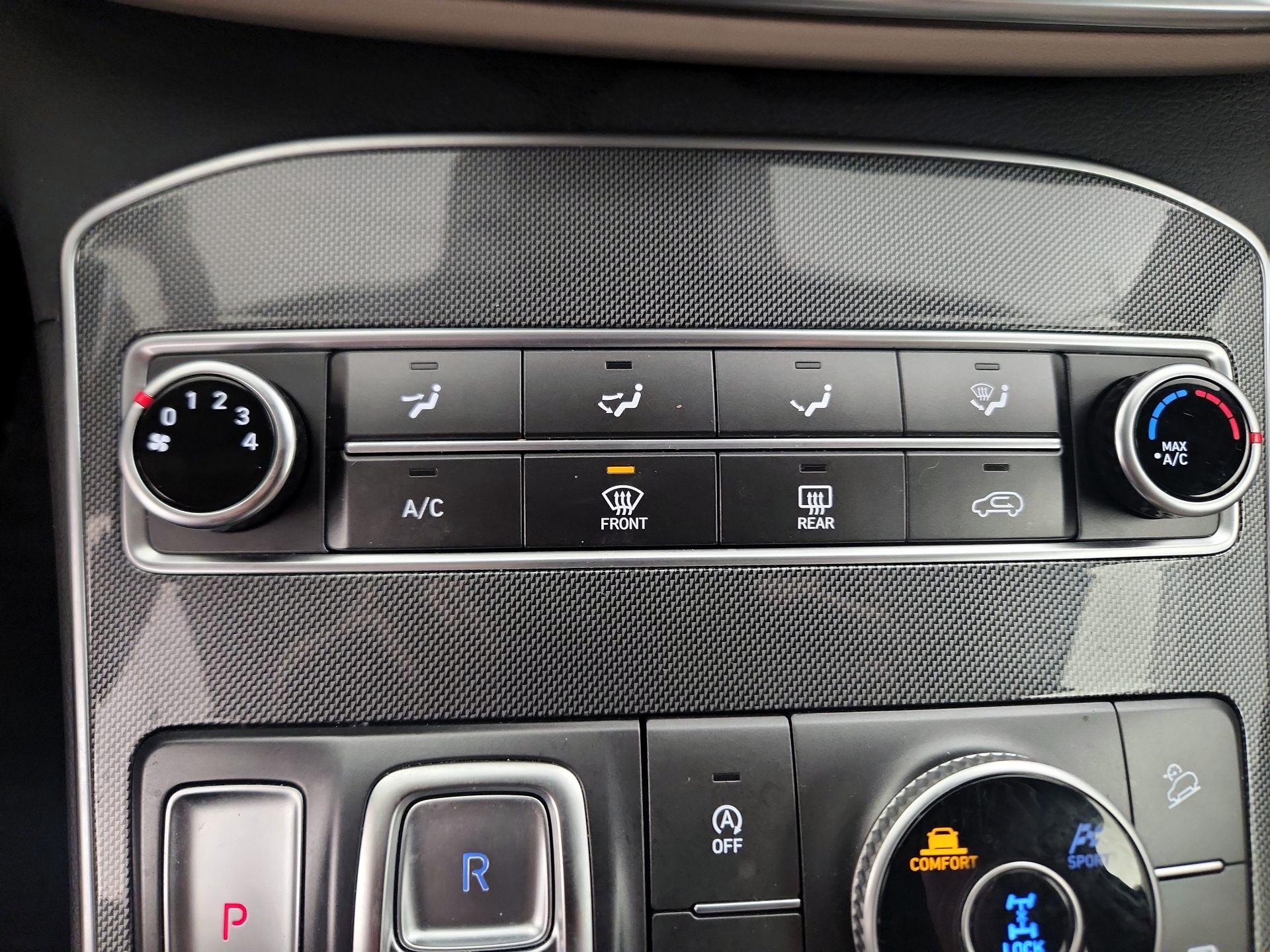 Thumbnail: 2022 Hyundai Santa Fe - 16