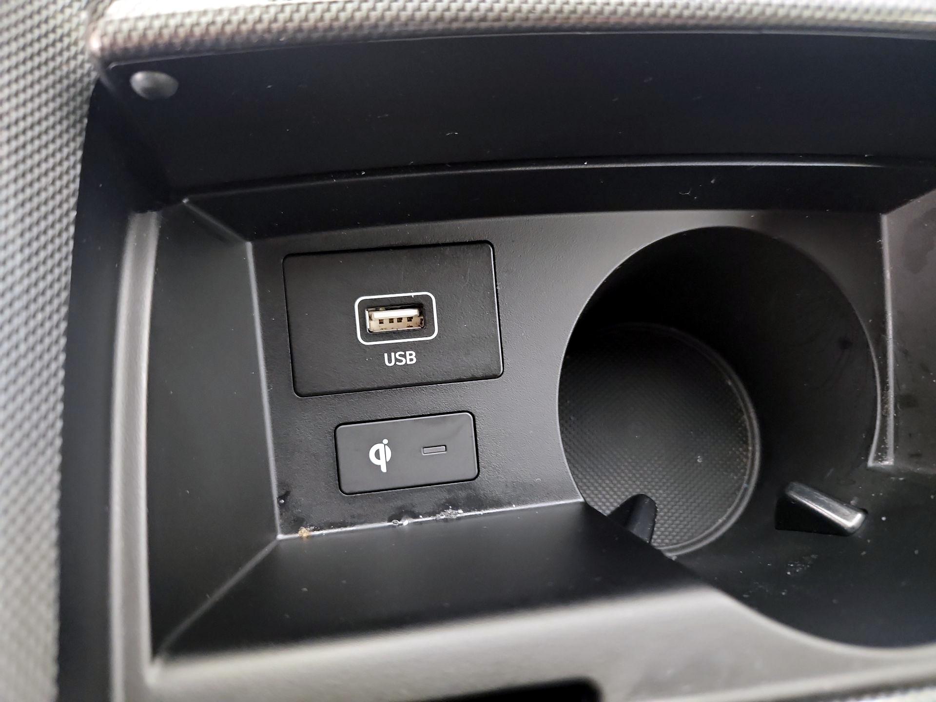 Thumbnail: 2022 Hyundai Santa Fe - 18