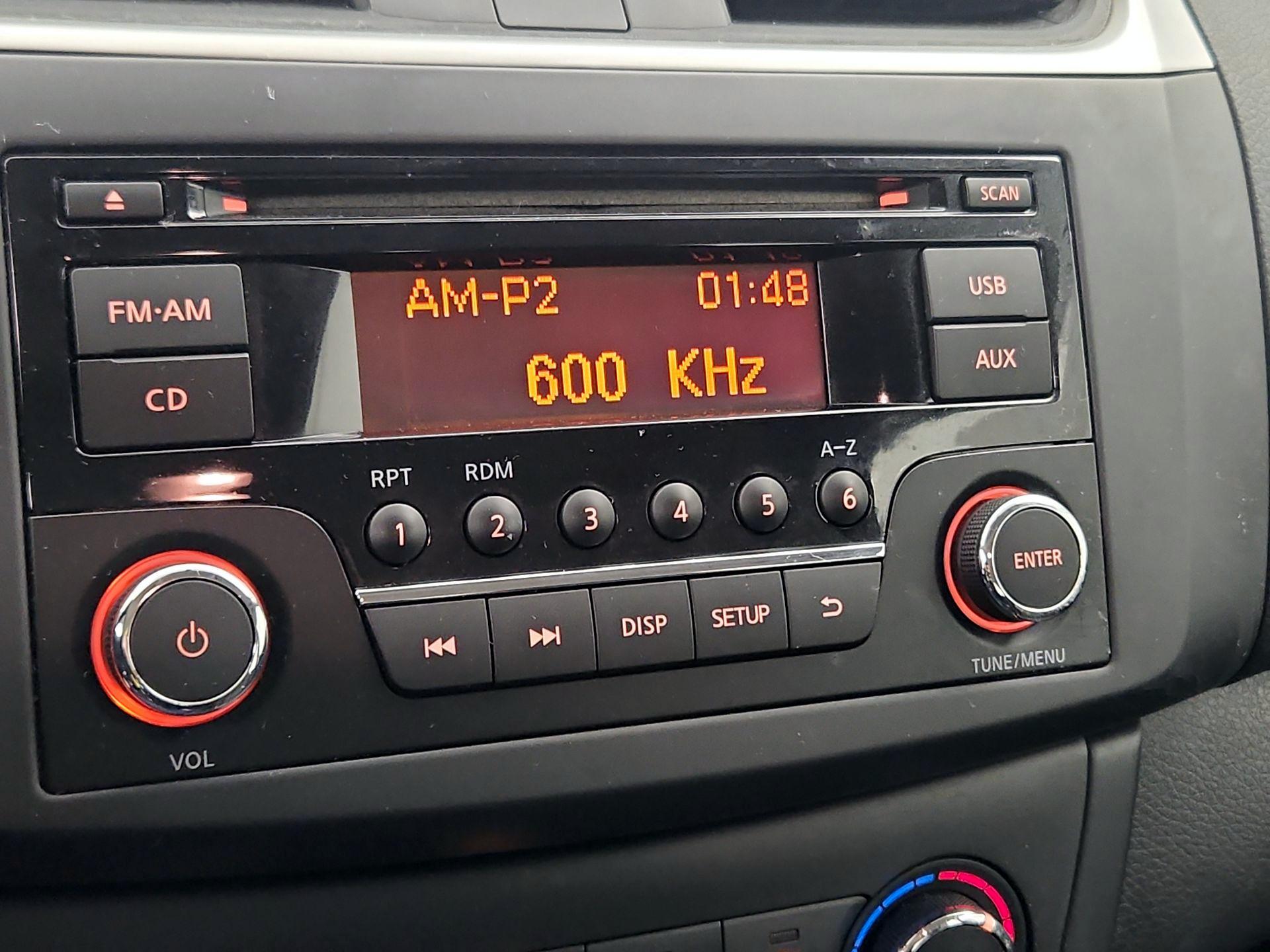 Thumbnail: 2016 Nissan Sentra - 14