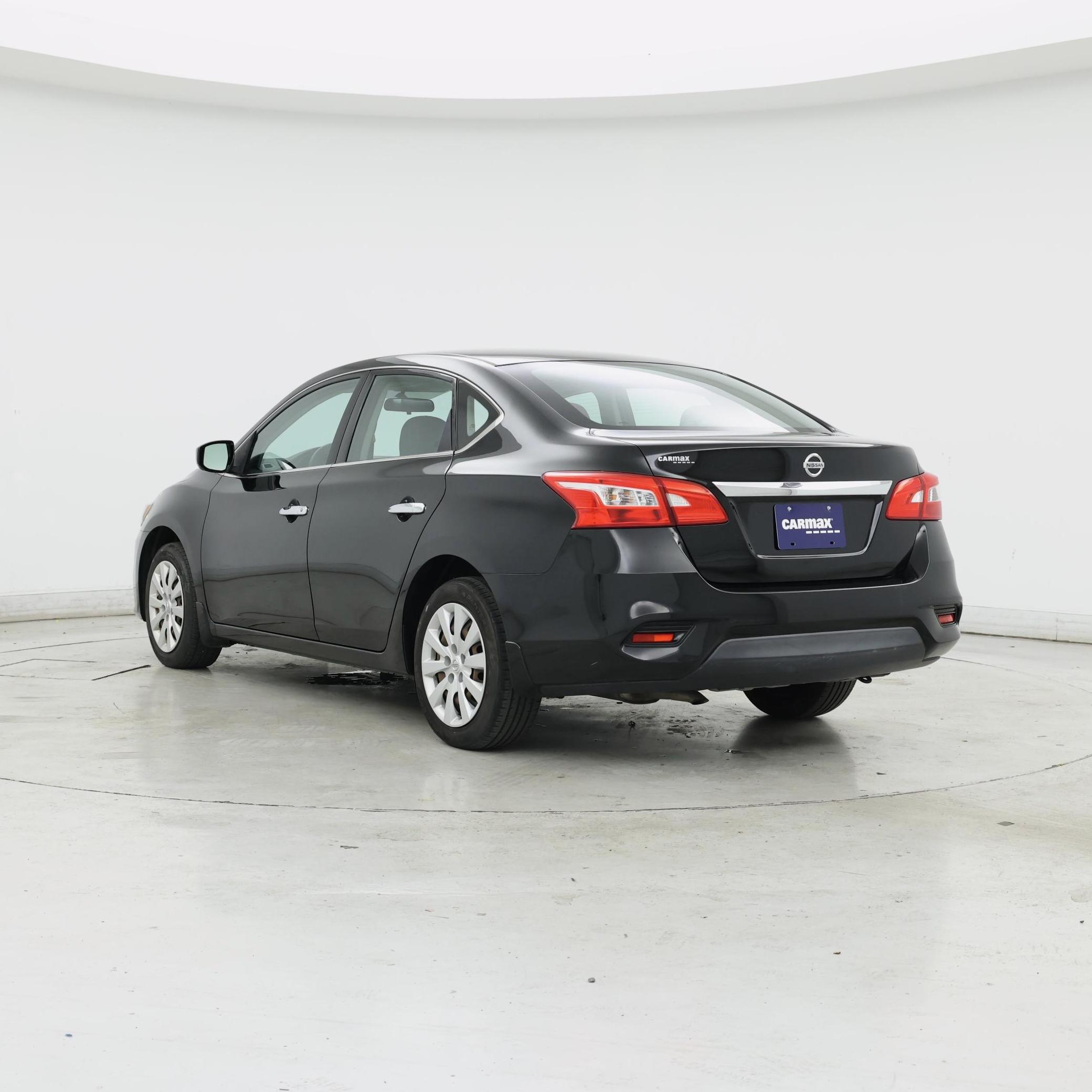 Thumbnail: 2016 Nissan Sentra - 2