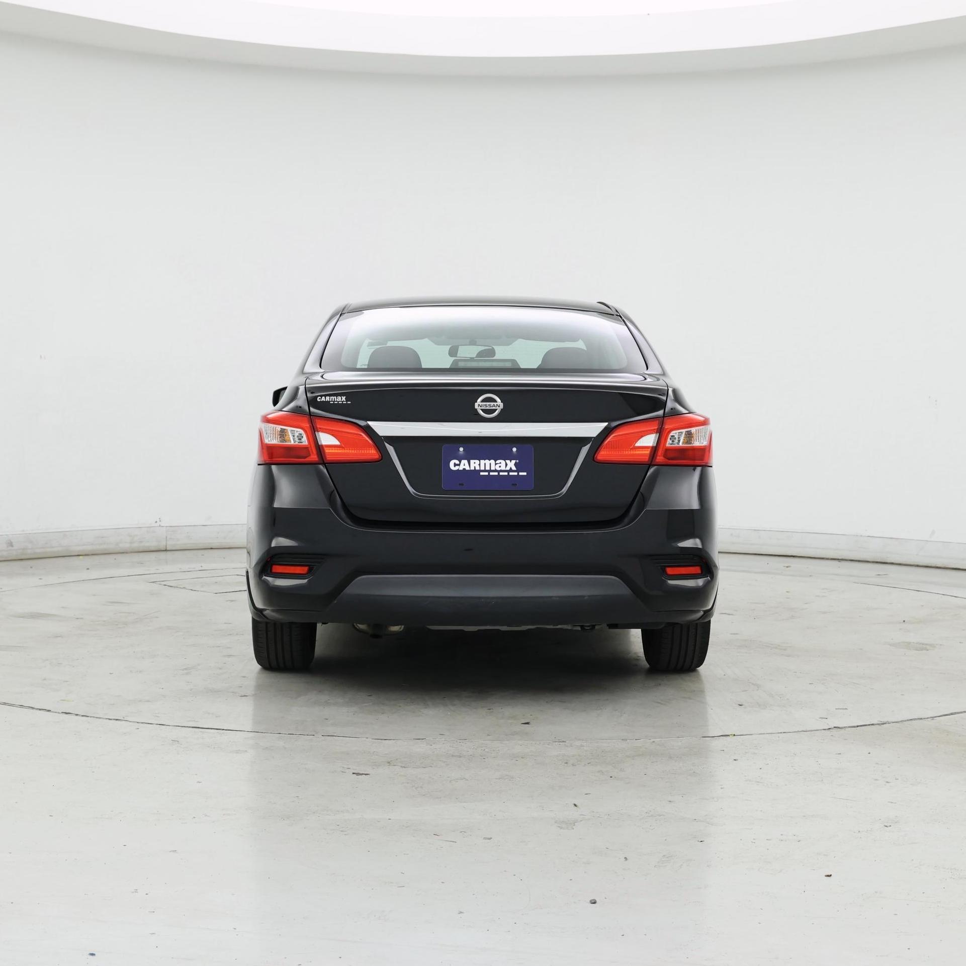 Thumbnail: 2016 Nissan Sentra - 6