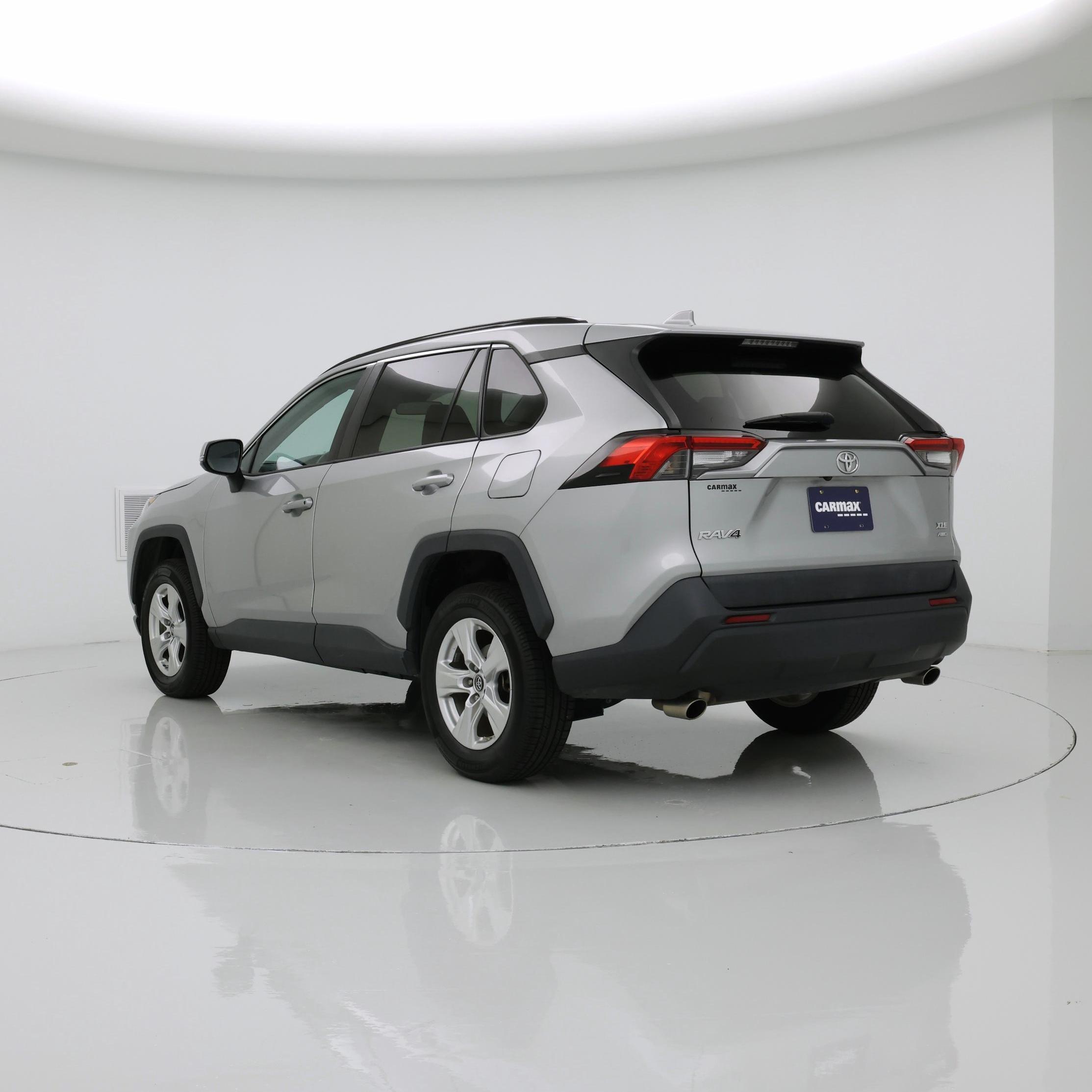 Thumbnail: 2019 Toyota RAV4 - 2