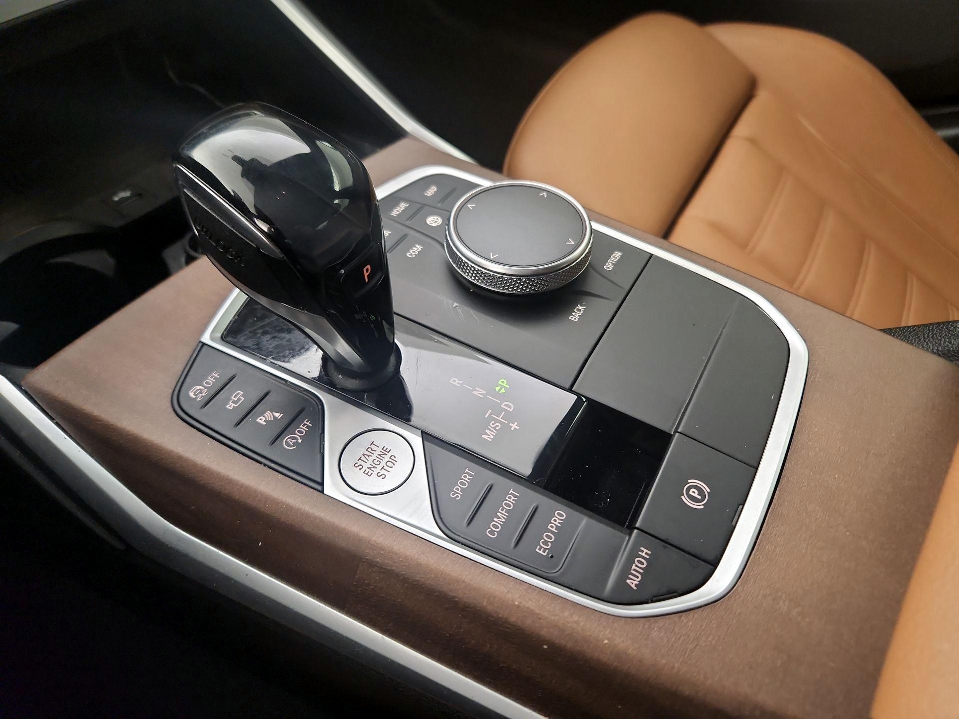 Thumbnail: 2021 BMW 3 Series - 18