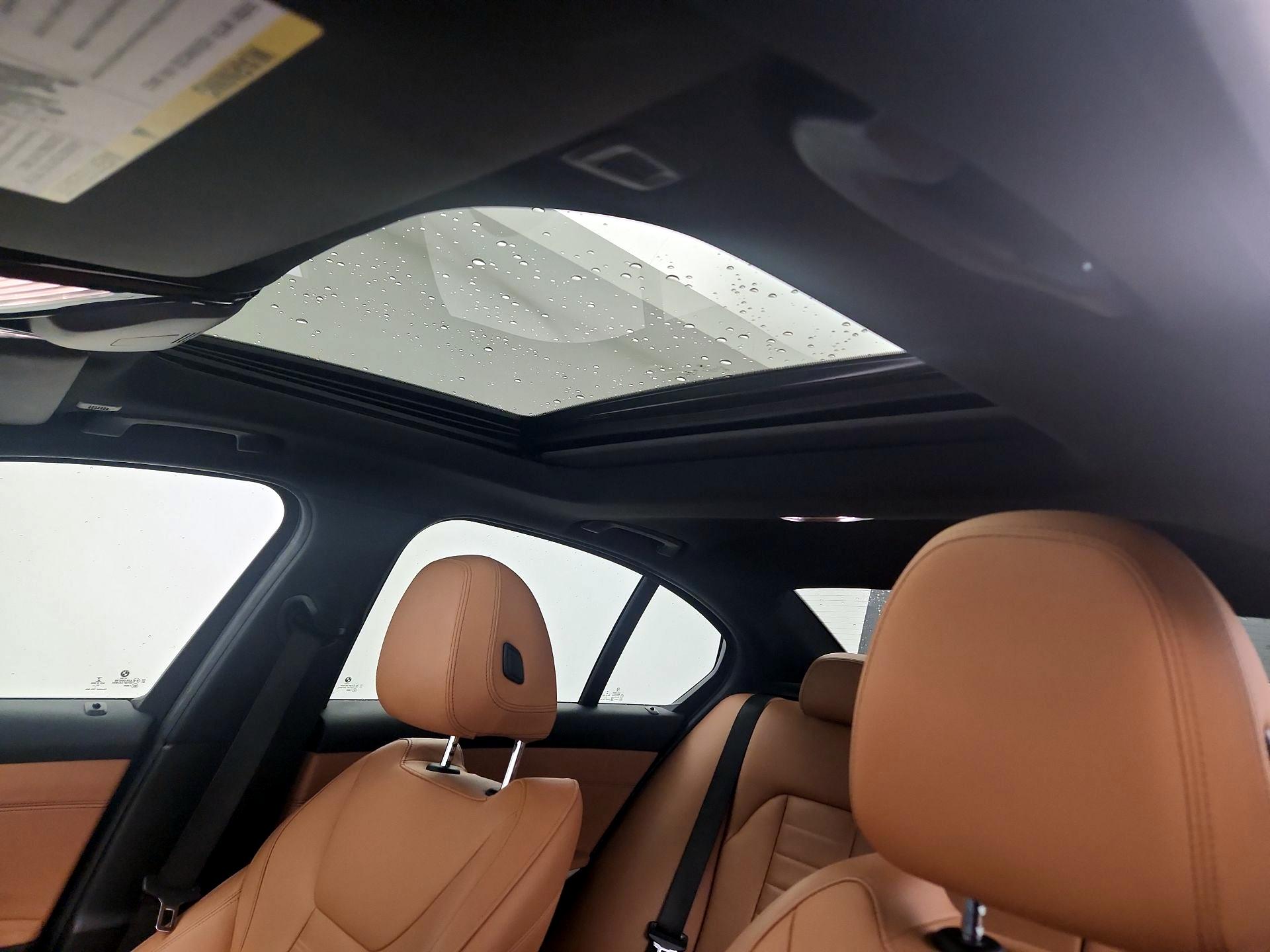 Thumbnail: 2021 BMW 3 Series - 20