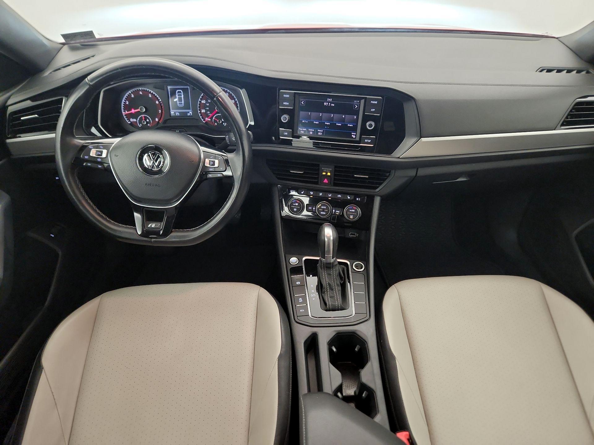 Thumbnail: 2019 Volkswagen Jetta - 9