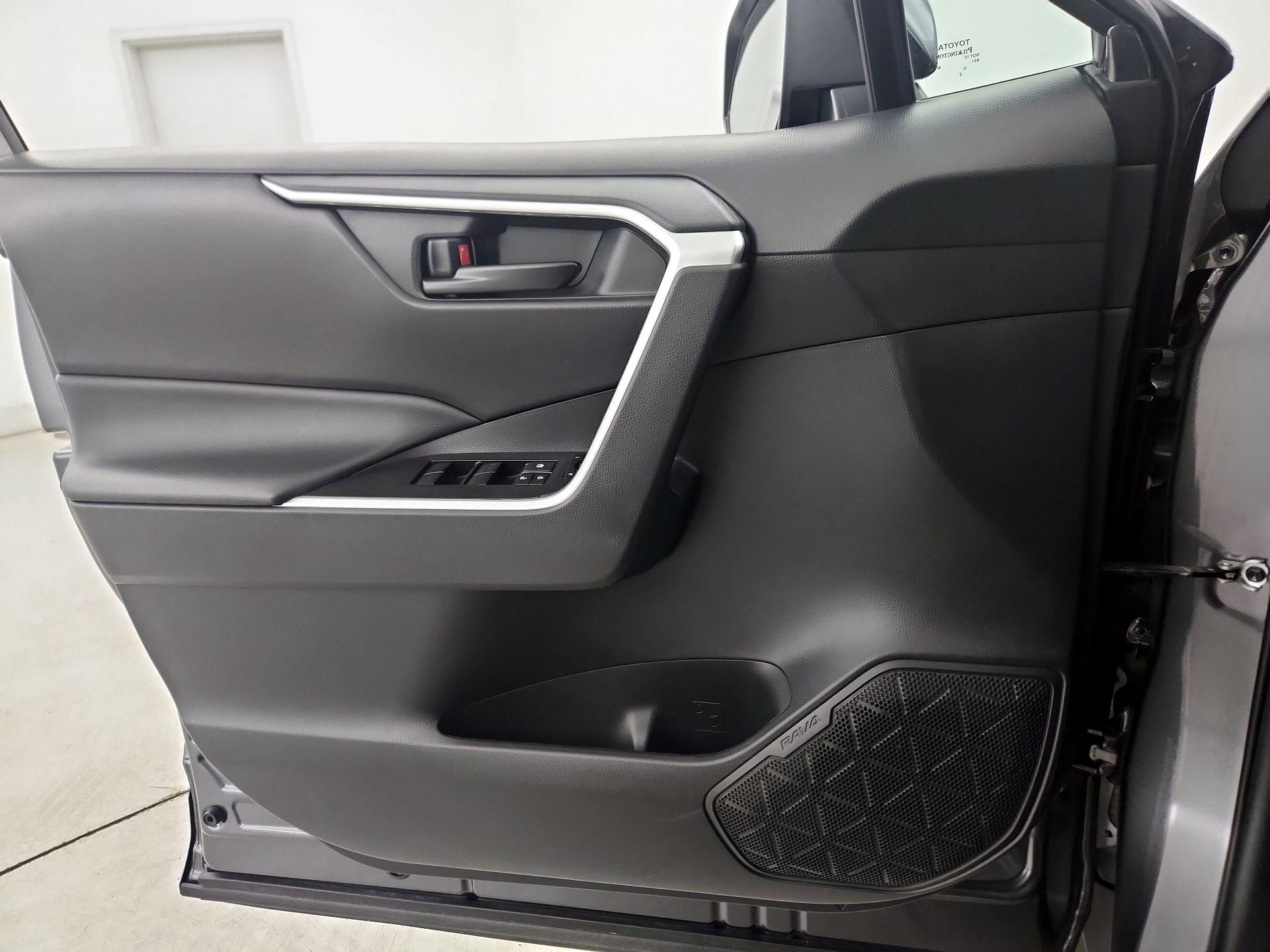 Thumbnail: 2023 Toyota RAV4 - 12