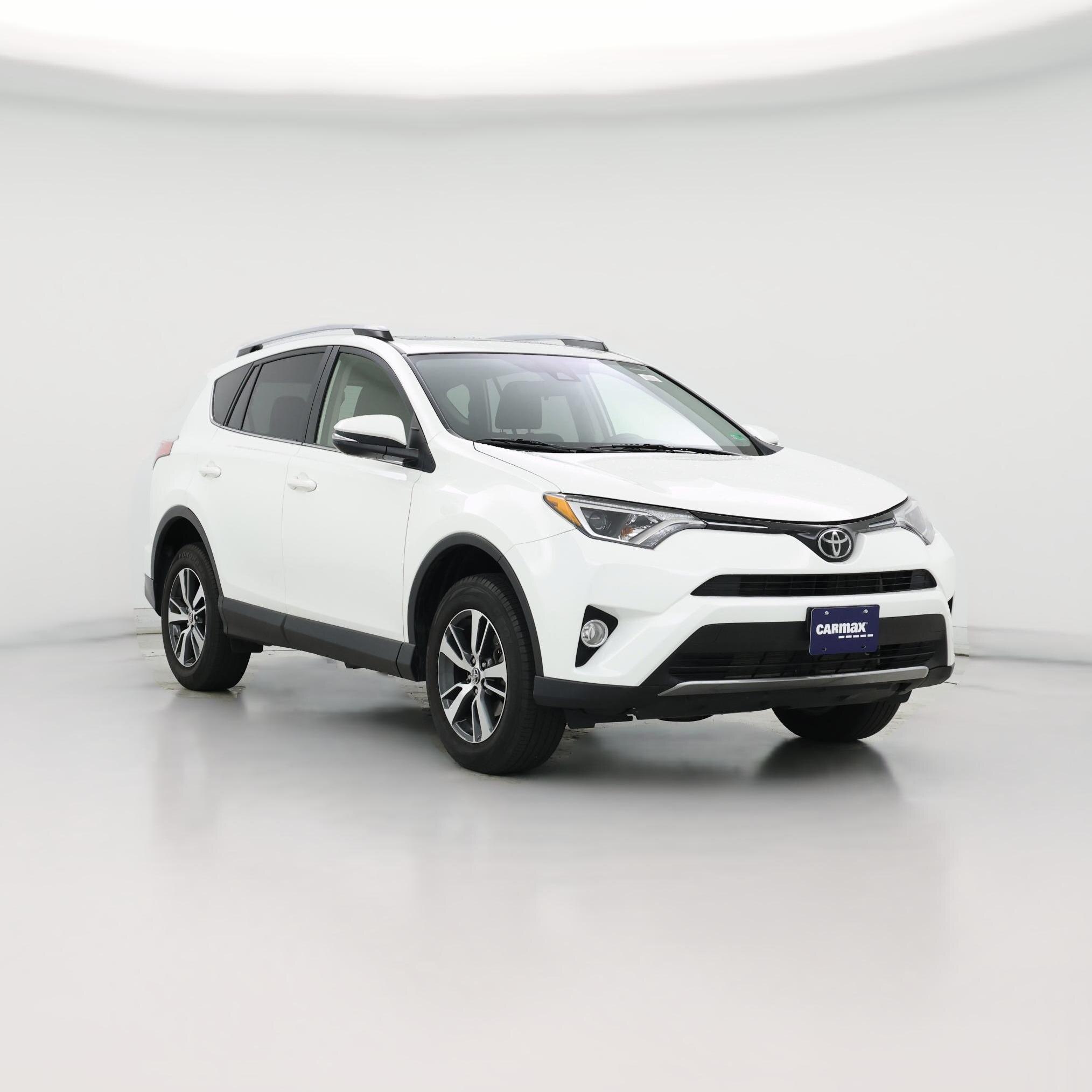 Thumbnail: 2017 Toyota RAV4 - 1