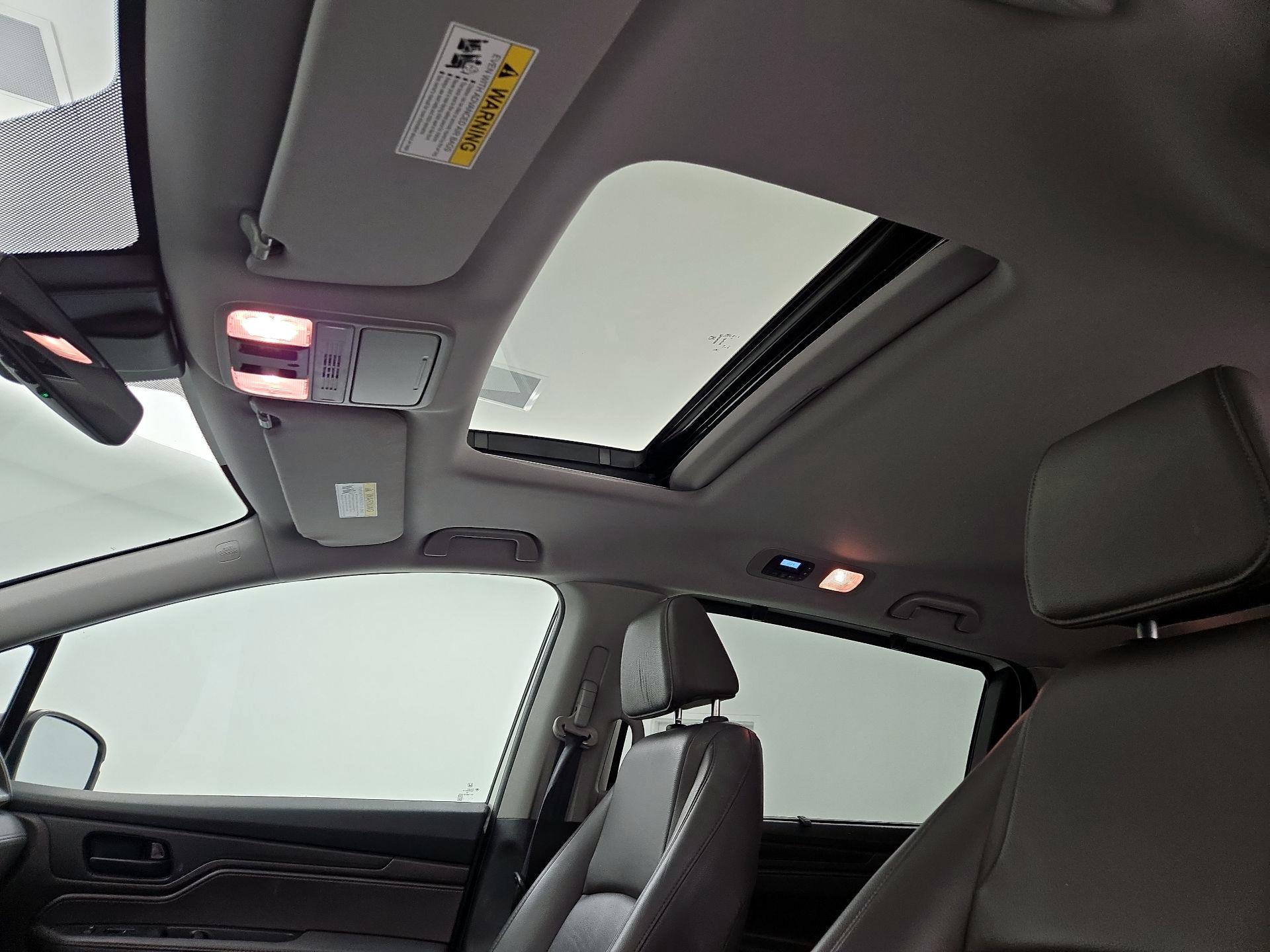 Thumbnail: 2019 Honda Odyssey - 19