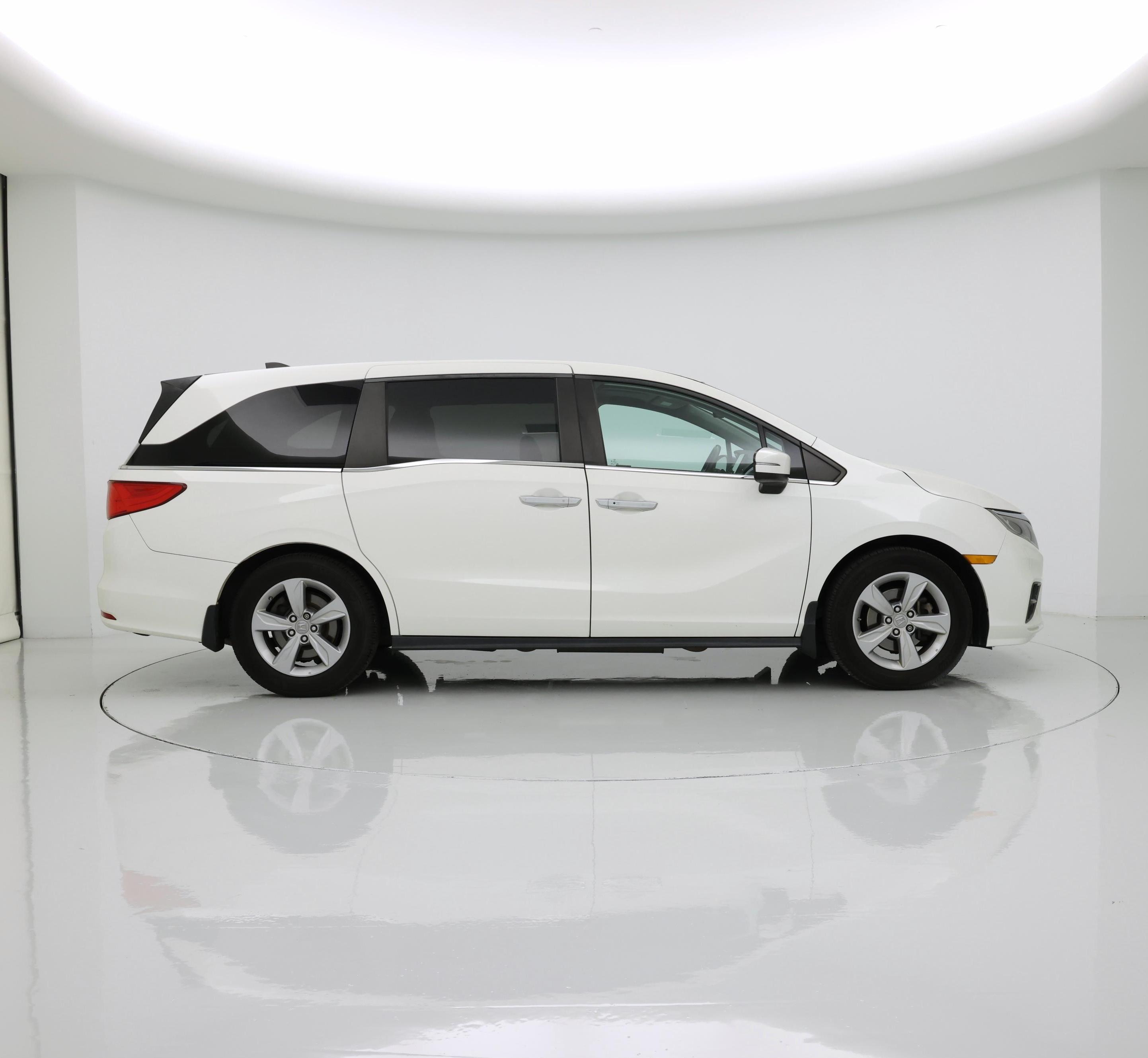 Thumbnail: 2019 Honda Odyssey - 7