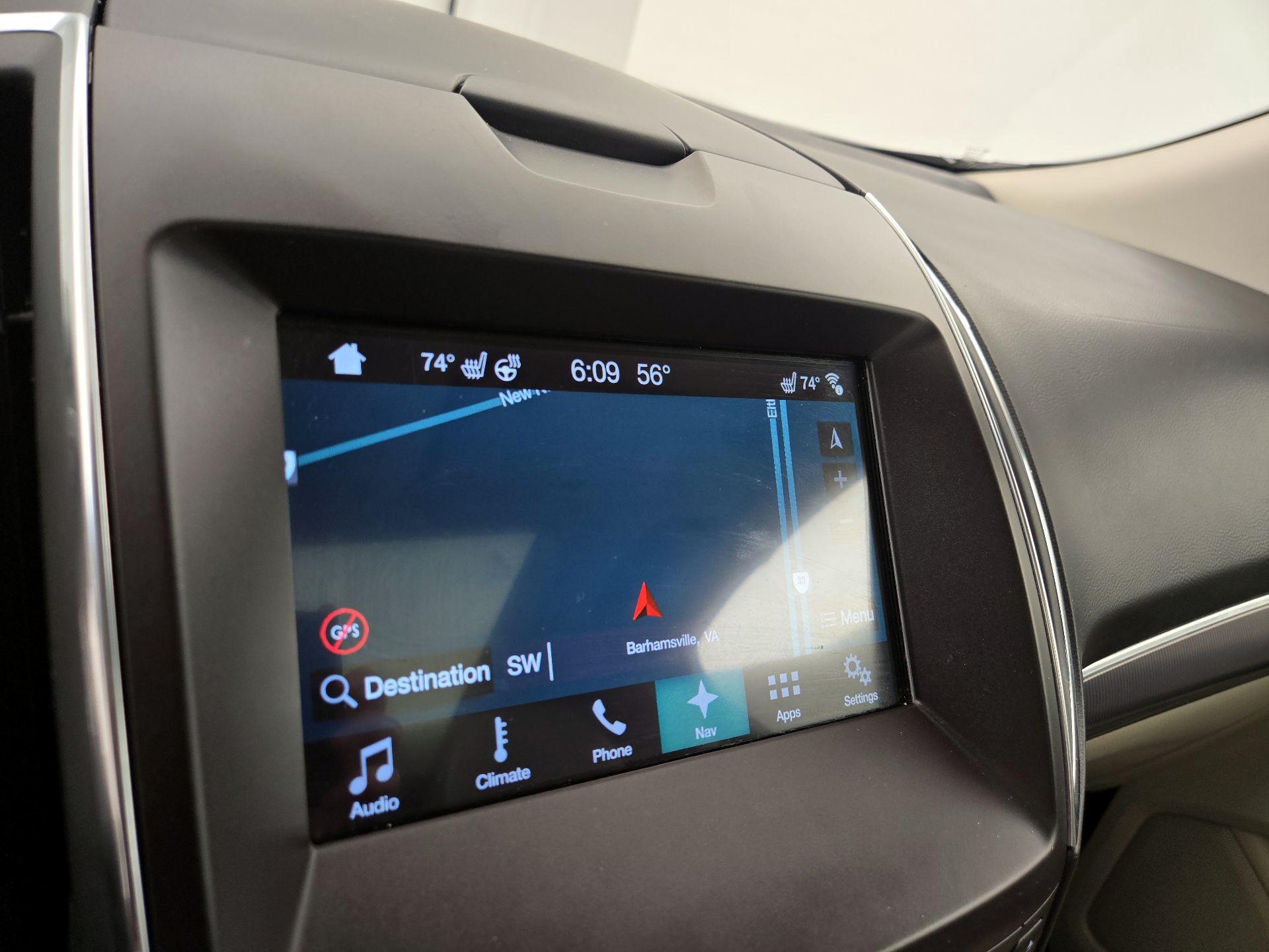 Thumbnail: 2018 Ford Edge - 14