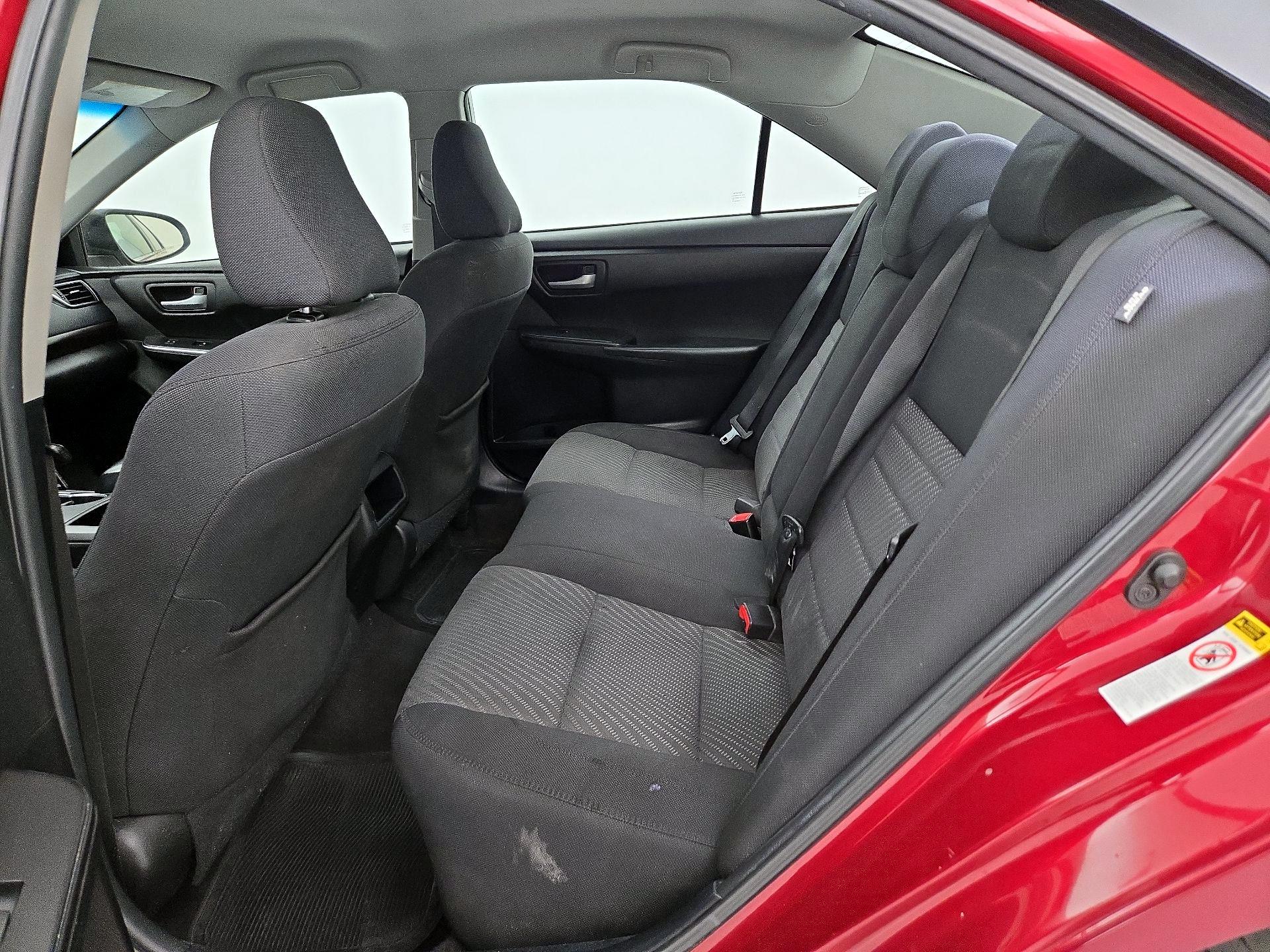 Thumbnail: 2015 Toyota Camry - 19