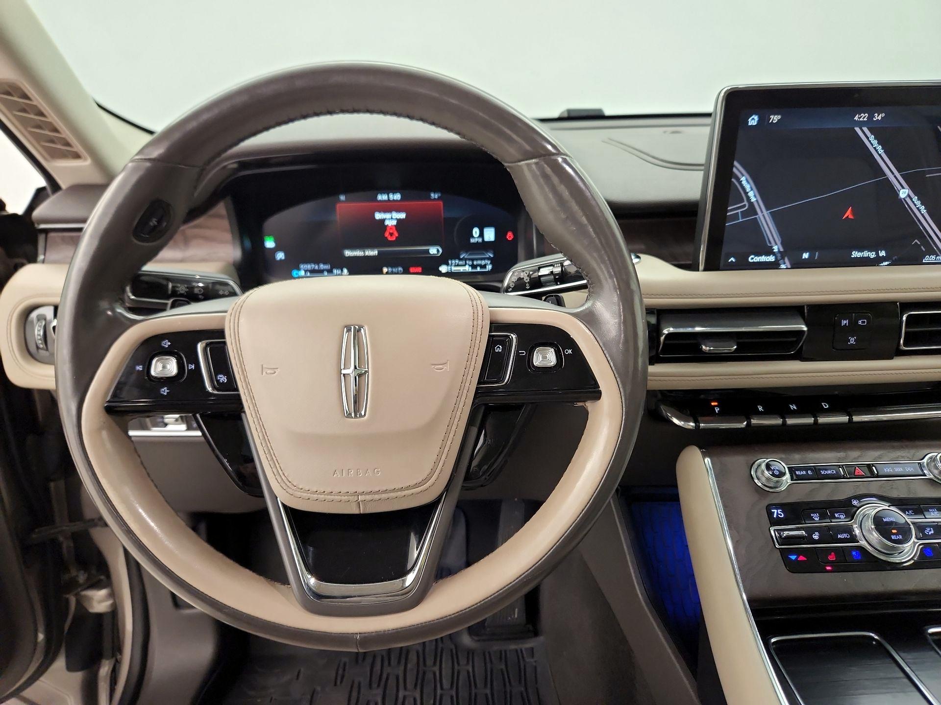 Thumbnail: 2020 Lincoln Aviator - 10