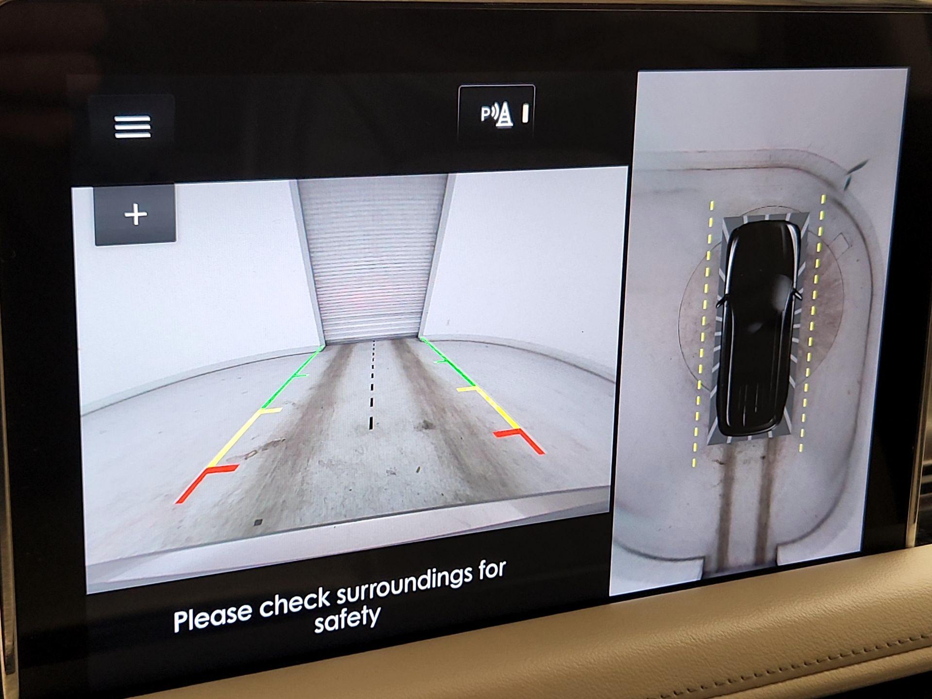 Thumbnail: 2020 Lincoln Aviator - 15