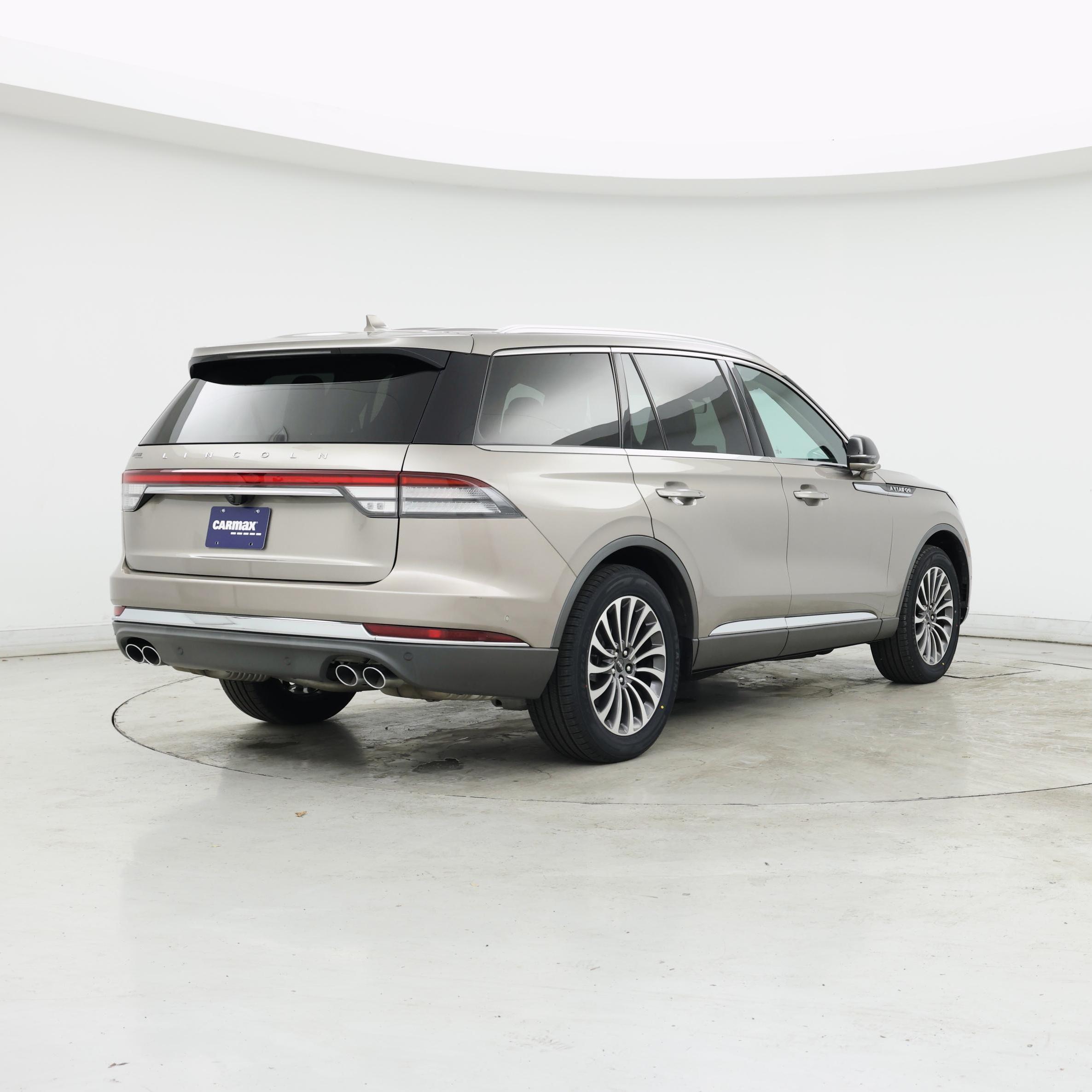 Thumbnail: 2020 Lincoln Aviator - 8