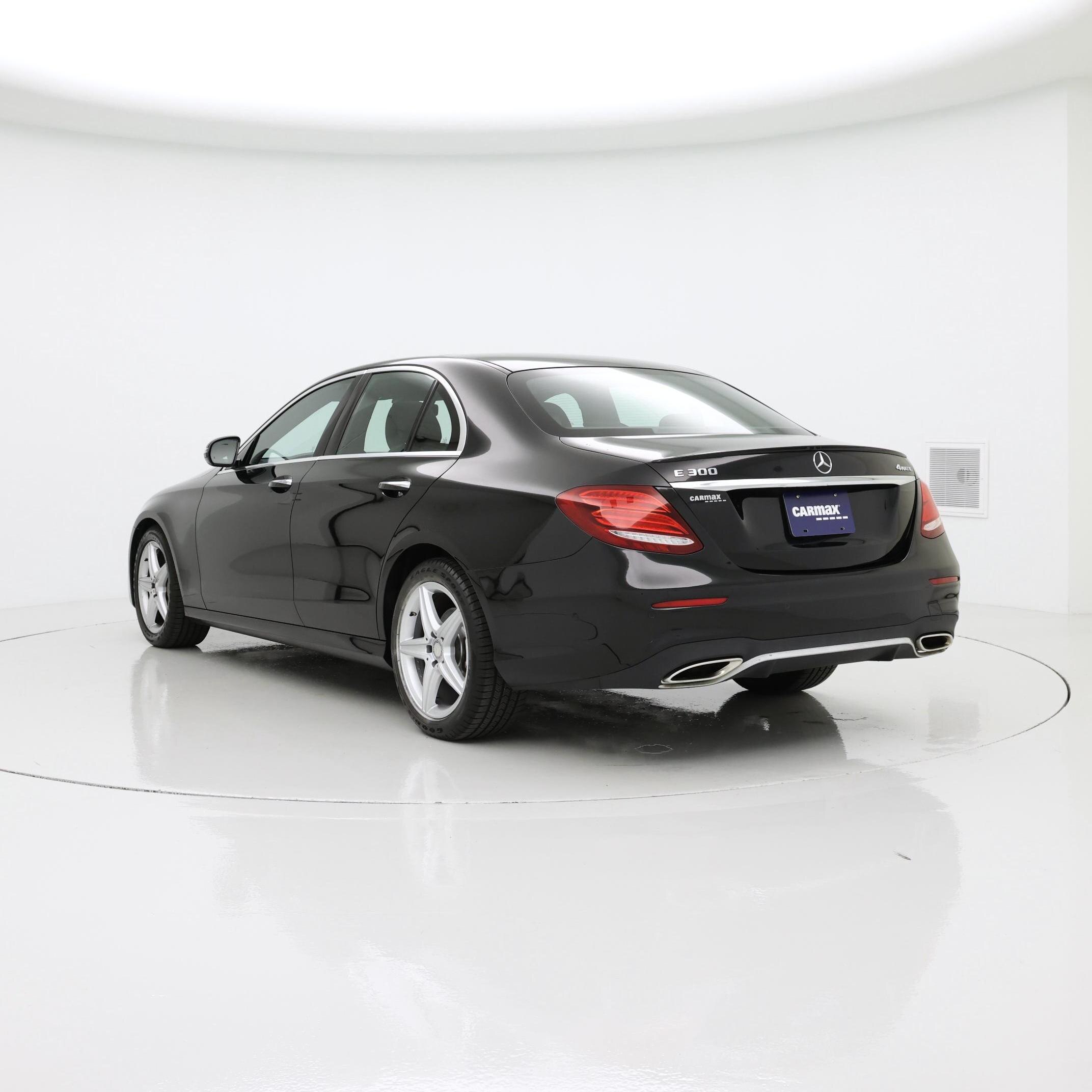 Thumbnail: 2017 Mercedes-Benz E-Class - 2