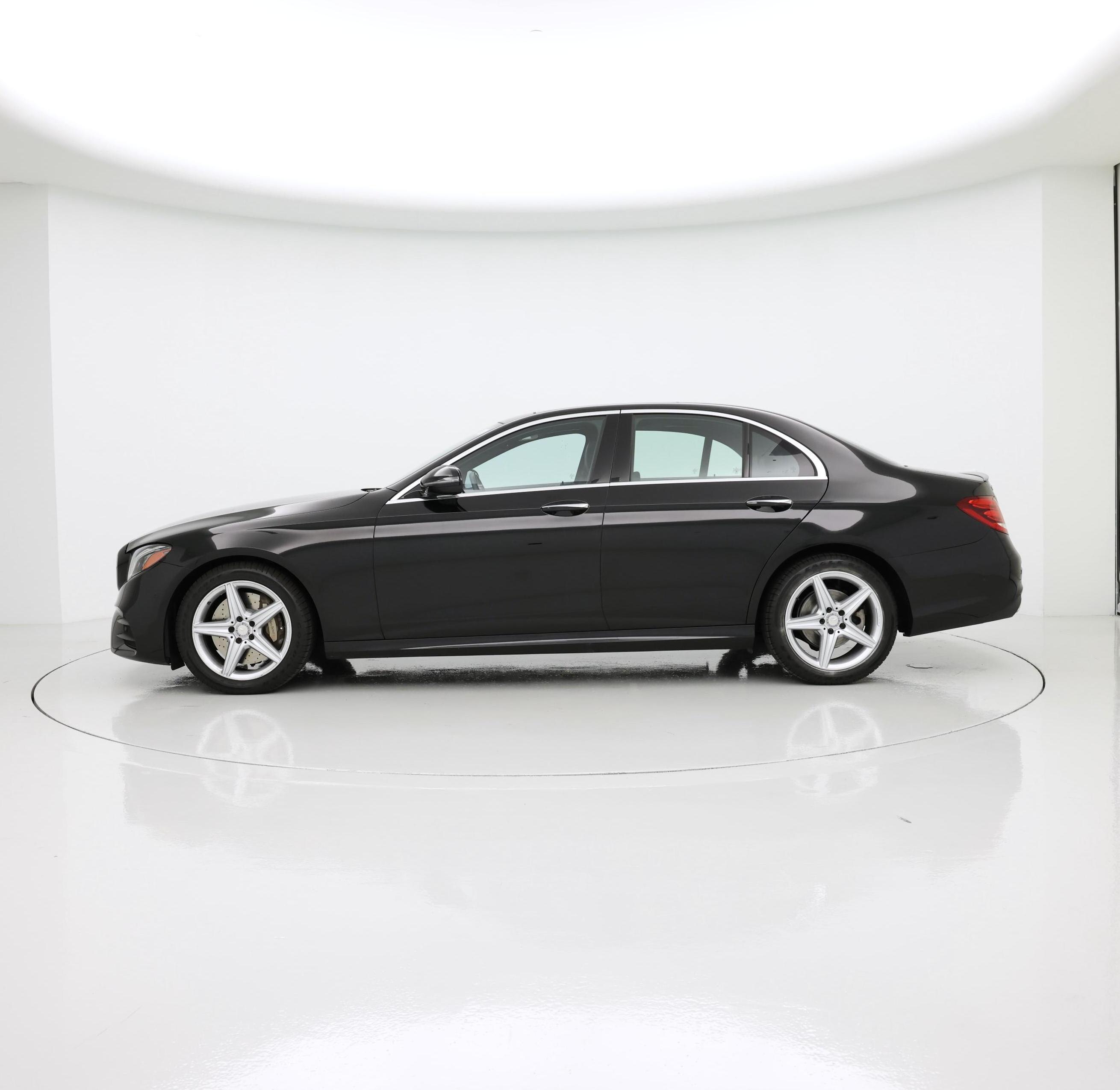 Thumbnail: 2017 Mercedes-Benz E-Class - 3