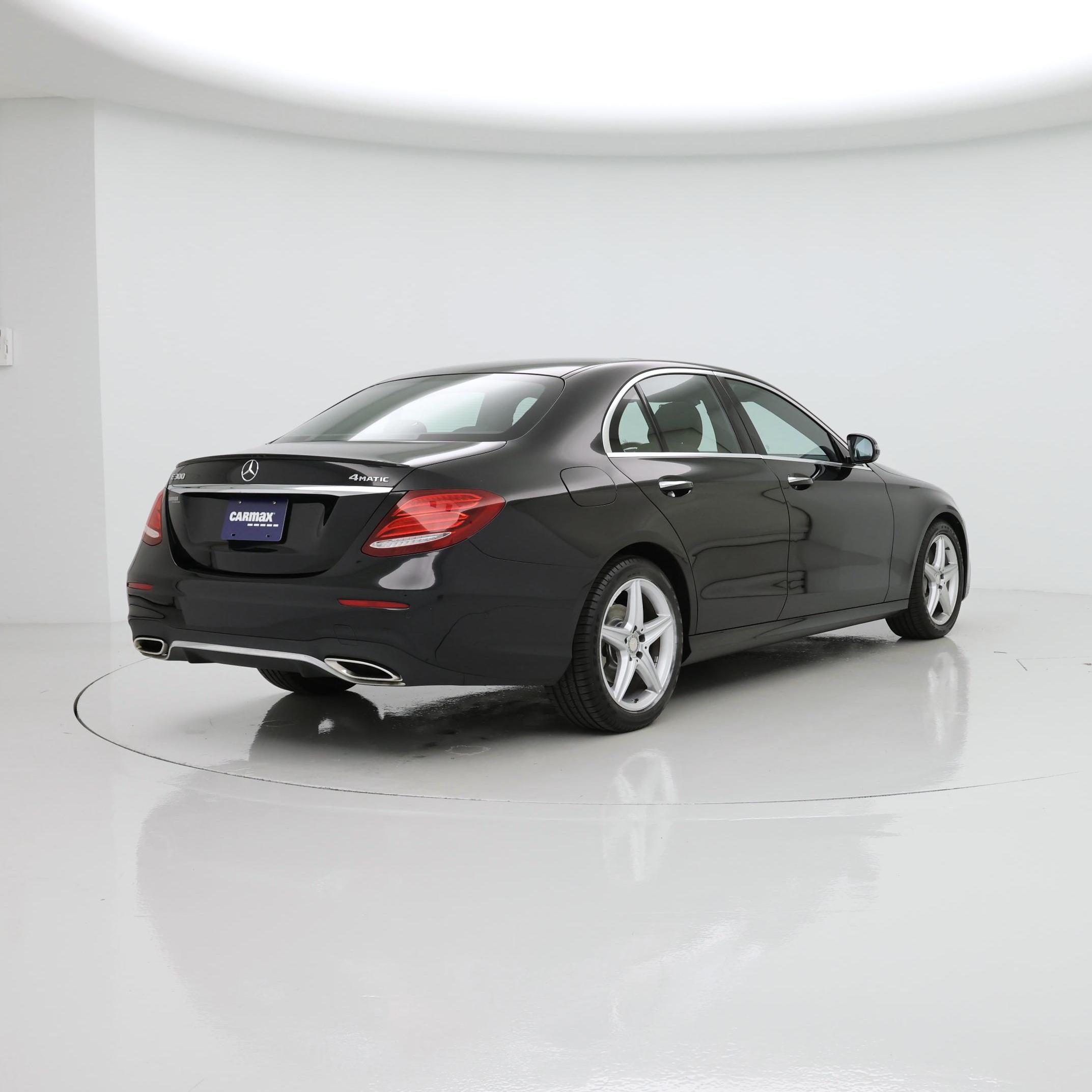 Thumbnail: 2017 Mercedes-Benz E-Class - 8