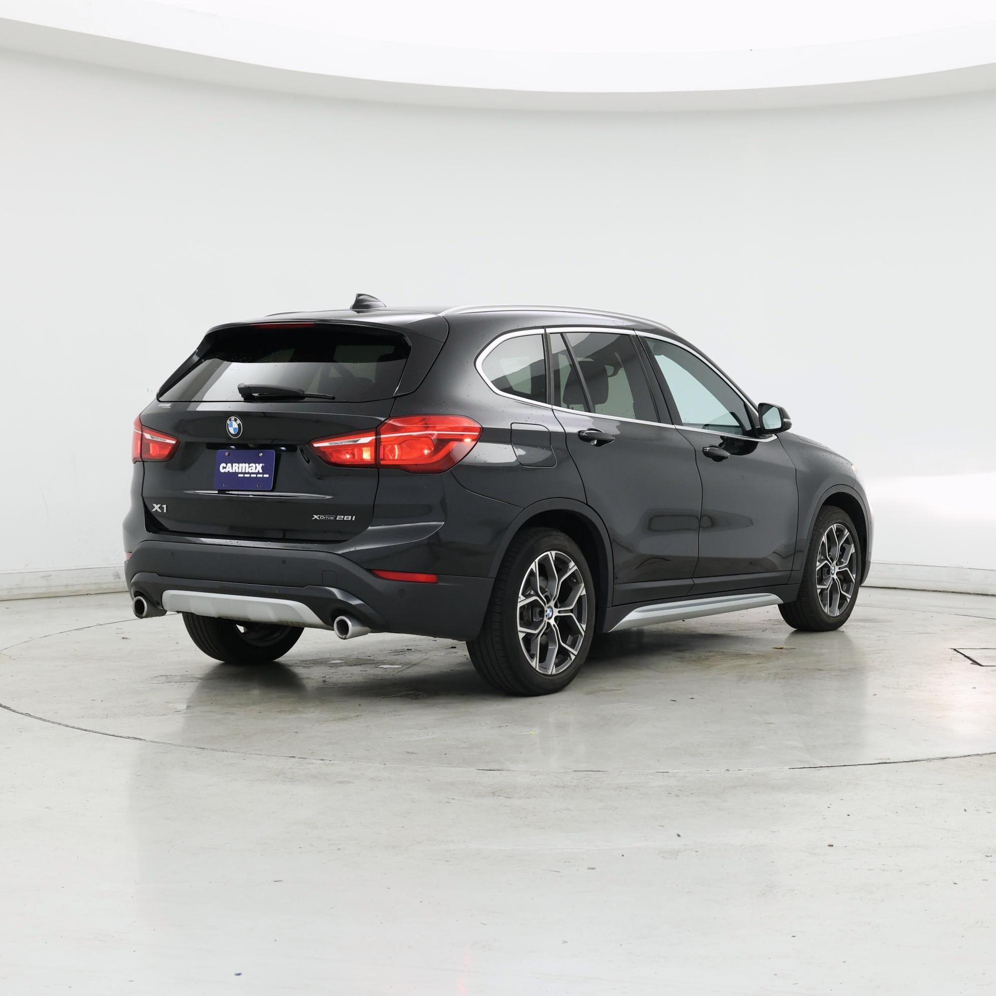 Thumbnail: 2020 BMW X1 - 8