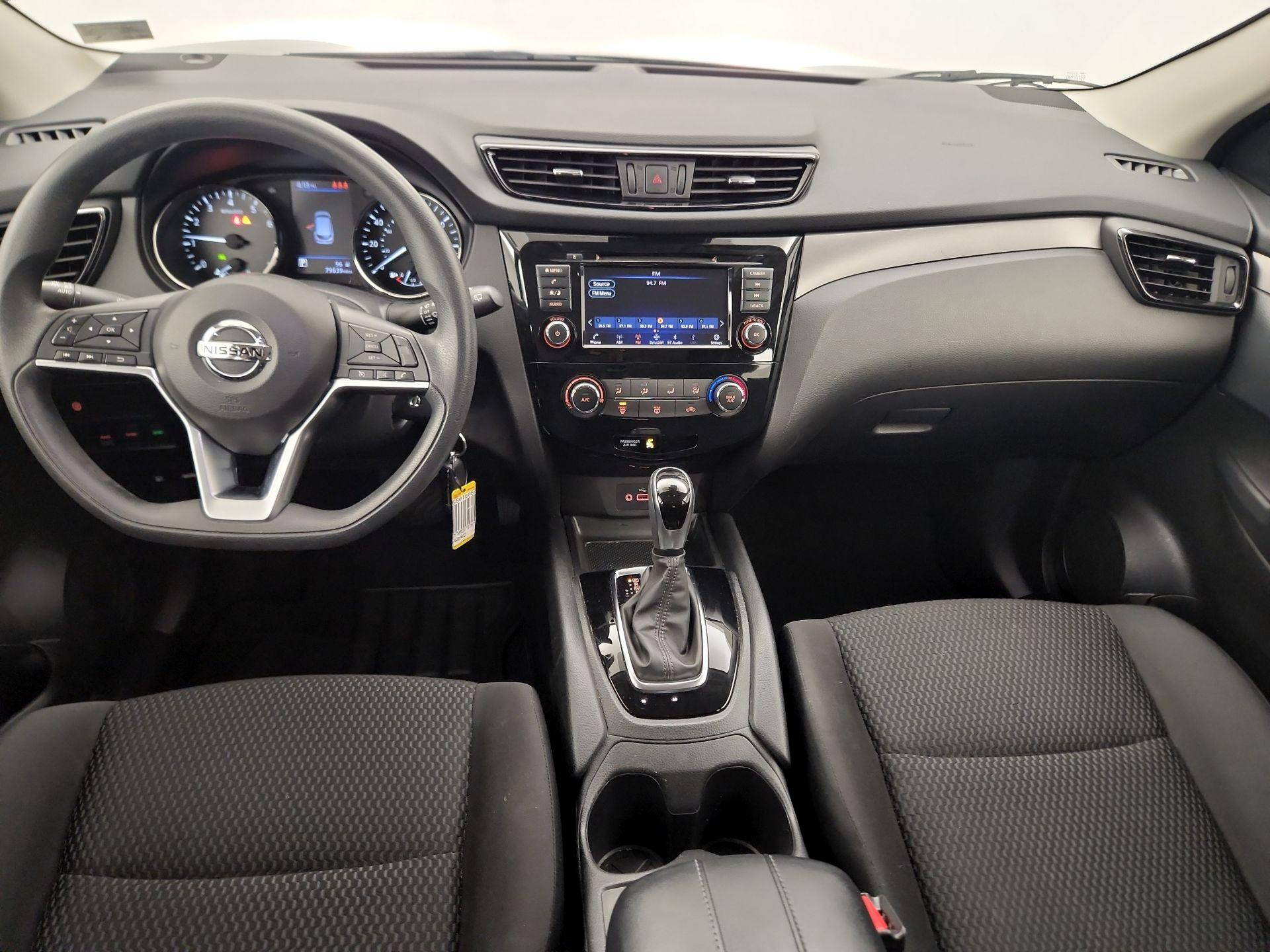 Thumbnail: 2020 Nissan Rogue Sport - 9